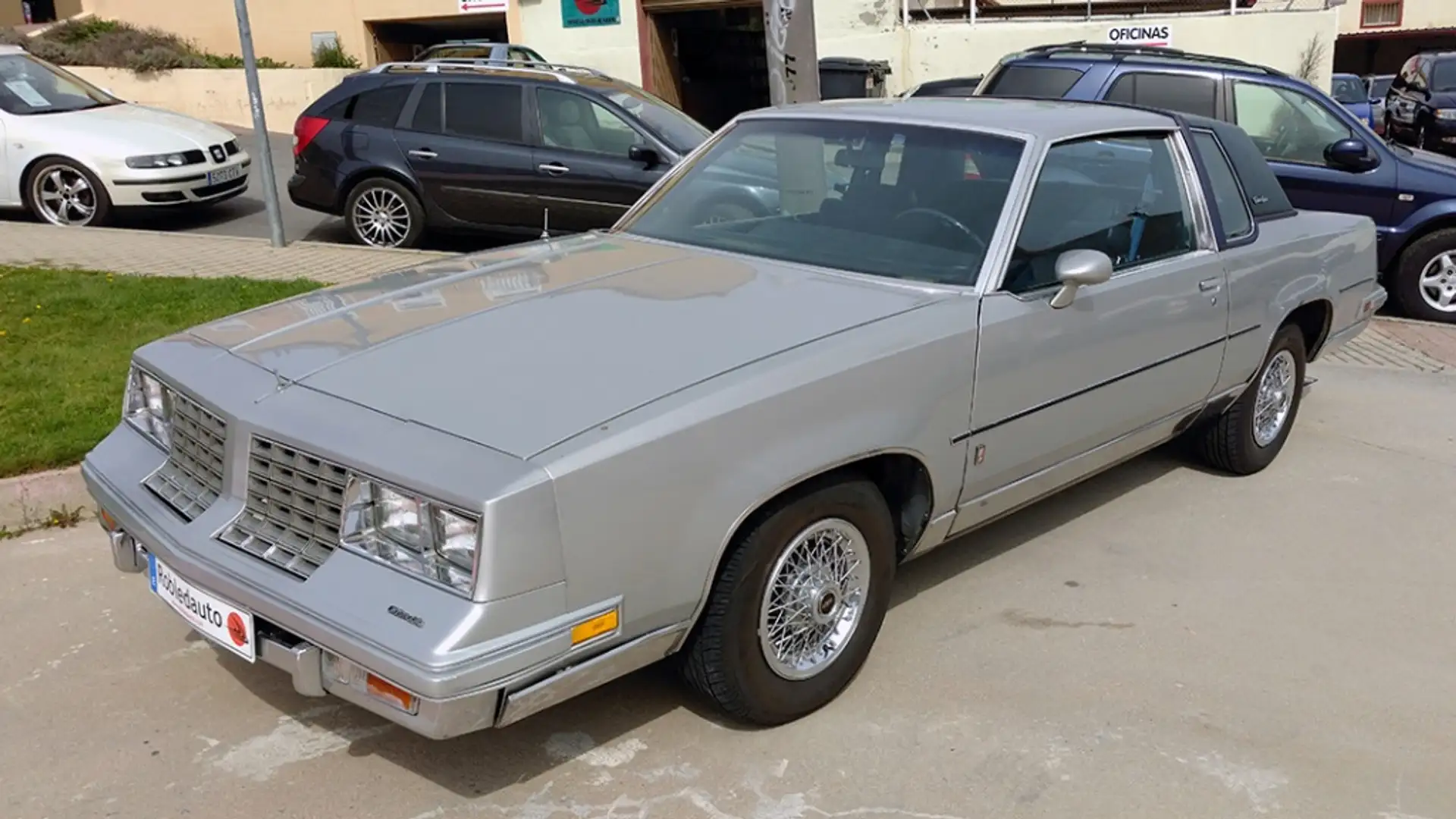 Oldsmobile Sonstige Cutlass Supreme Brougham Grau - 1