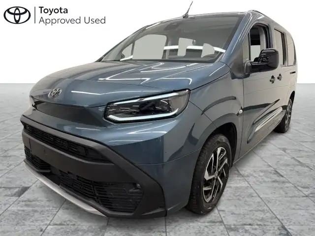 Toyota Verso Family 7pl LWB