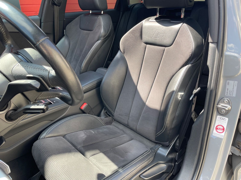 Audi A4 Avant 40 2.0 TDI quattro sport S line Matrix — photo 13