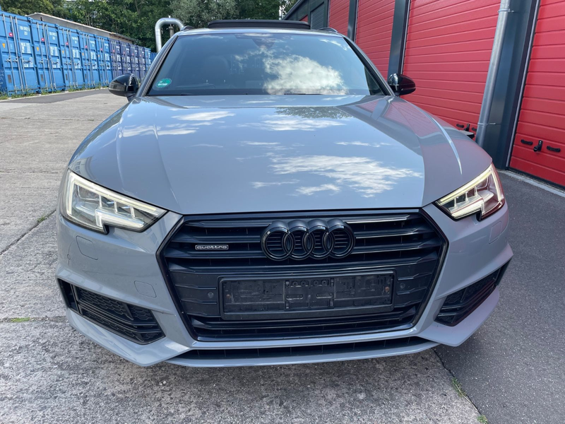 Audi A4 Avant 40 2.0 TDI quattro sport S line Matrix — photo 9