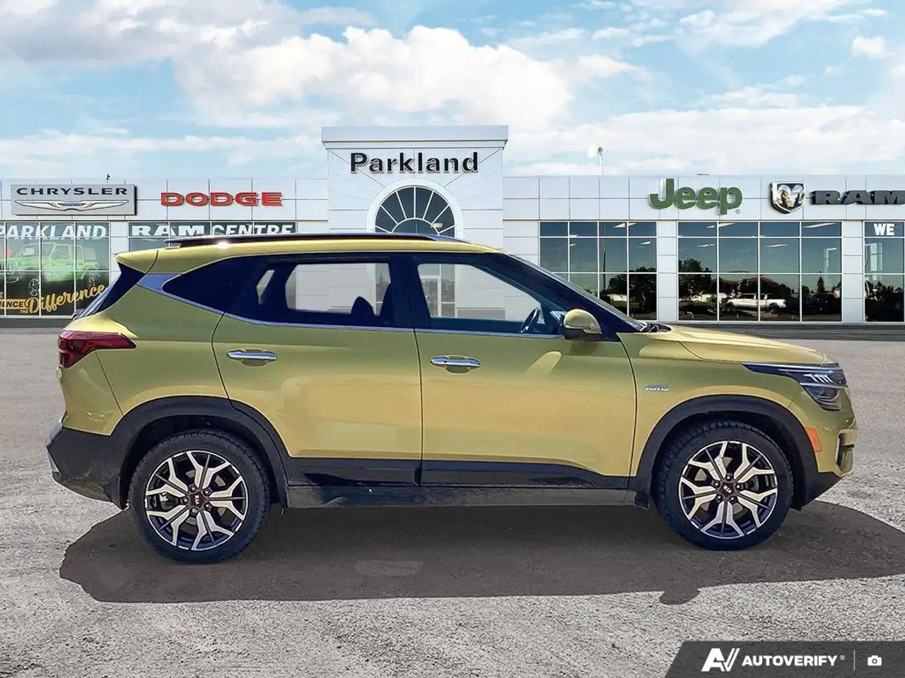 Kia Seltos снимка Kia Seltos