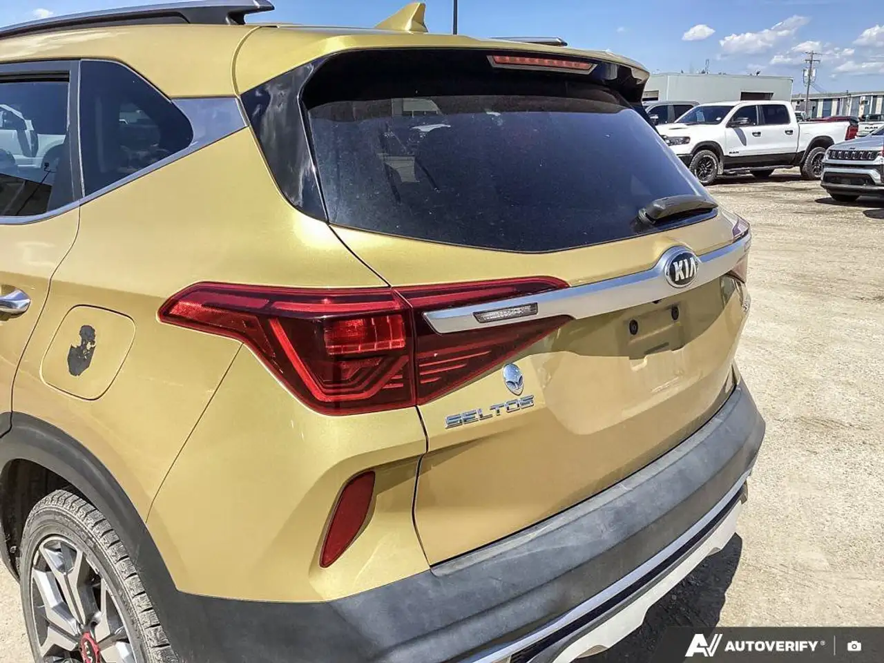 Kia Seltos снимка Kia Seltos