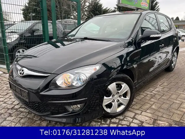 Hyundai i30 !! Klima !! EURO5 !! Tüv Dez.2027 !!