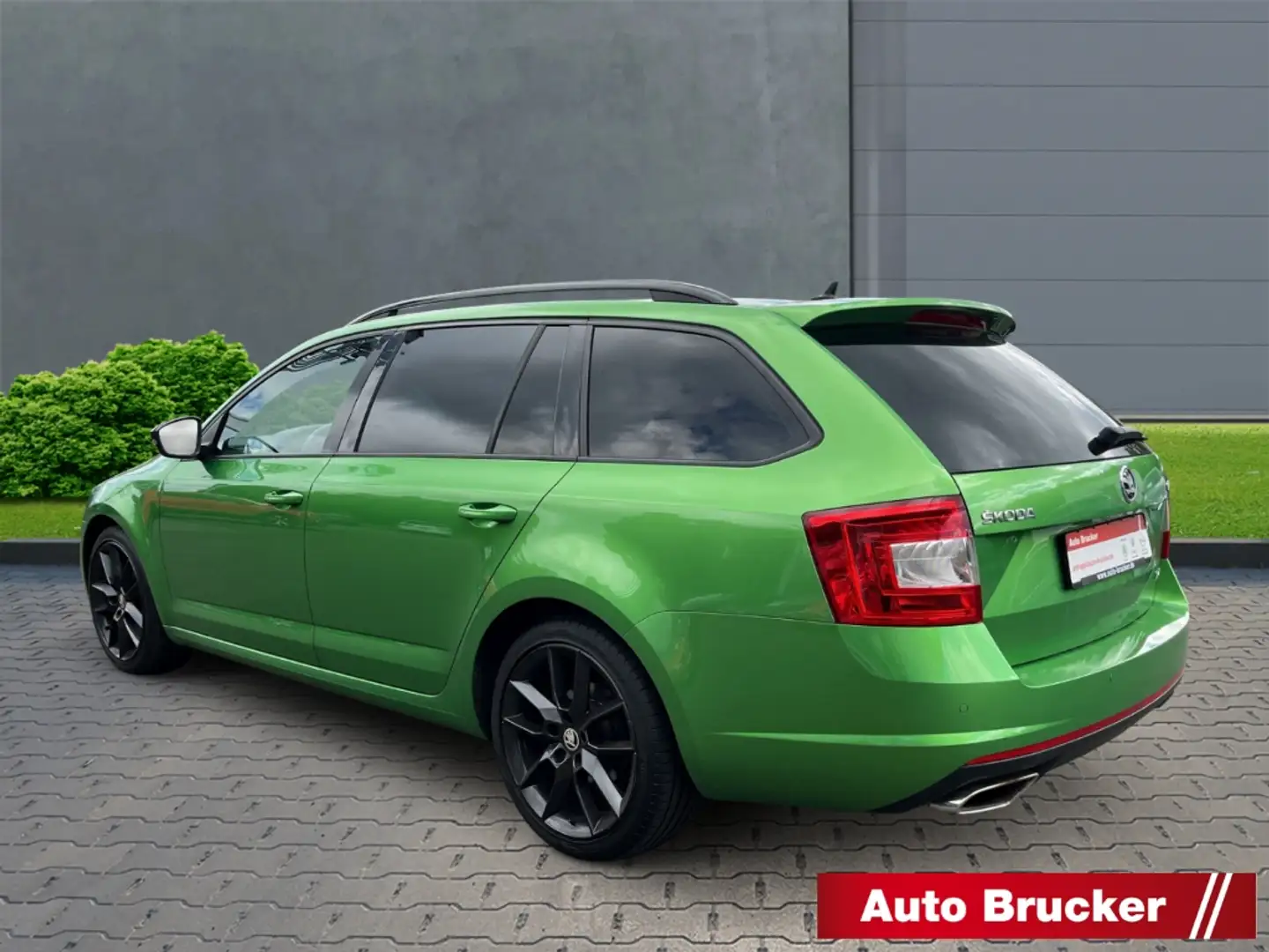 Skoda Octavia Combi RS 2.0 TDI ZAHNRIEMEN GEWECHSELT+BI-XENON+2- Зелений - 2