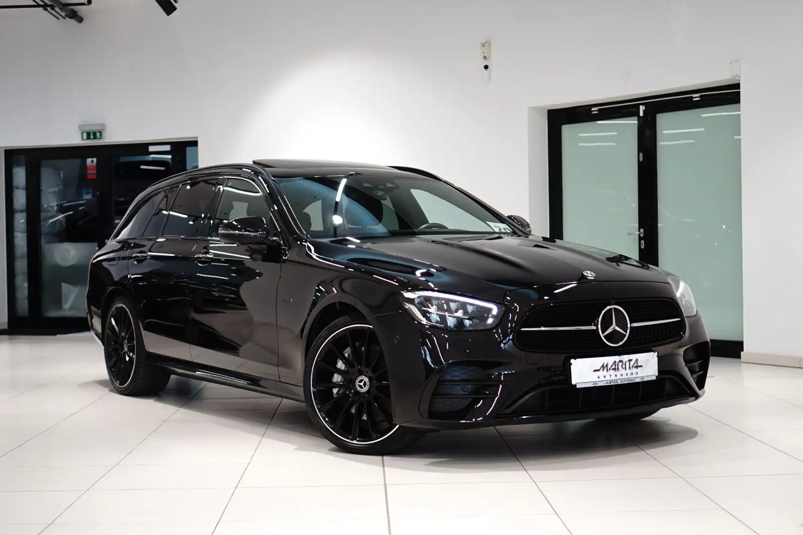 Mercedes-Benz E 400 |AMG/NIGHT-EDITION|HUD|360|LUFT|BURMES|AHK| Noir - 1
