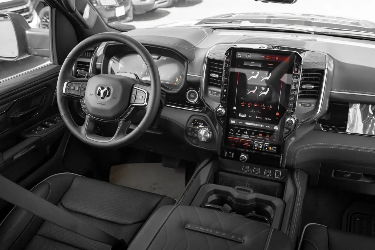 RAM 1500 fotografie RAM 1500