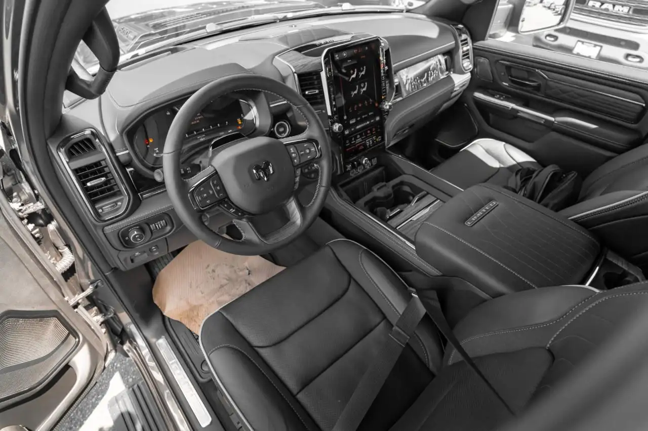 RAM 1500 fotografie RAM 1500