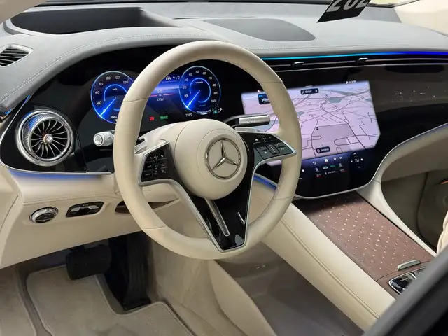 Mercedes-Benz Eqs view 14