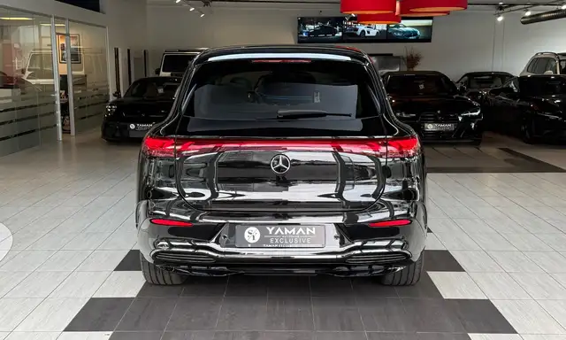 Mercedes-Benz Eqs view 8