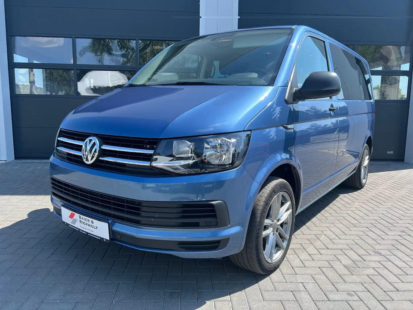 Volkswagen T6 Multivan 110kw 150PS Navi PDC Camper Bleu - 2