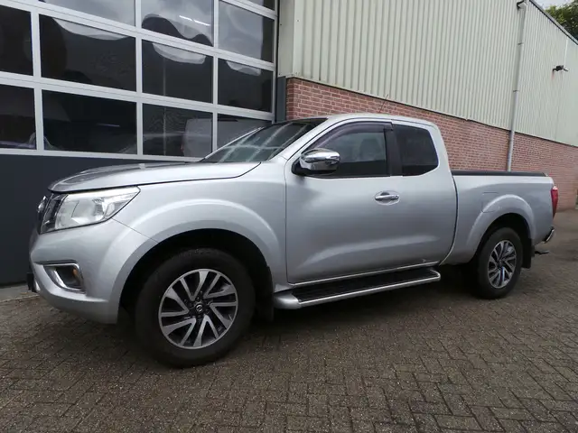 Nissan Navara 2.3 dCi 4X4 N-Connecta King Cab Airco,Cruise,Navig