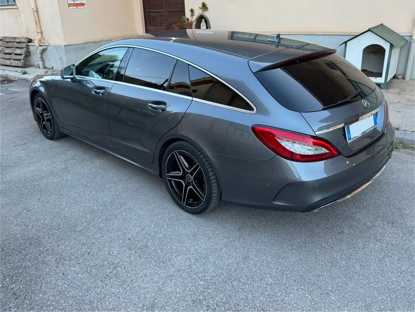 Mercedes-Benz CLS 250 Shooting Brake d Premium 4matic auto Gri - 1