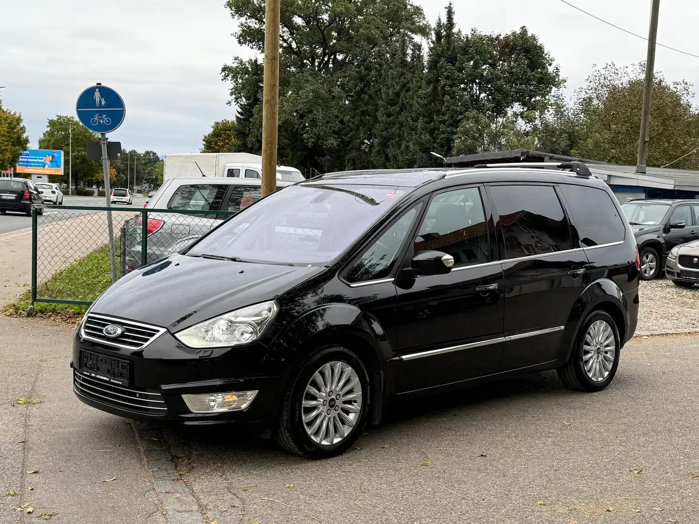 Ford Galaxy Titanium 7 Sitzer Schwarz - 1