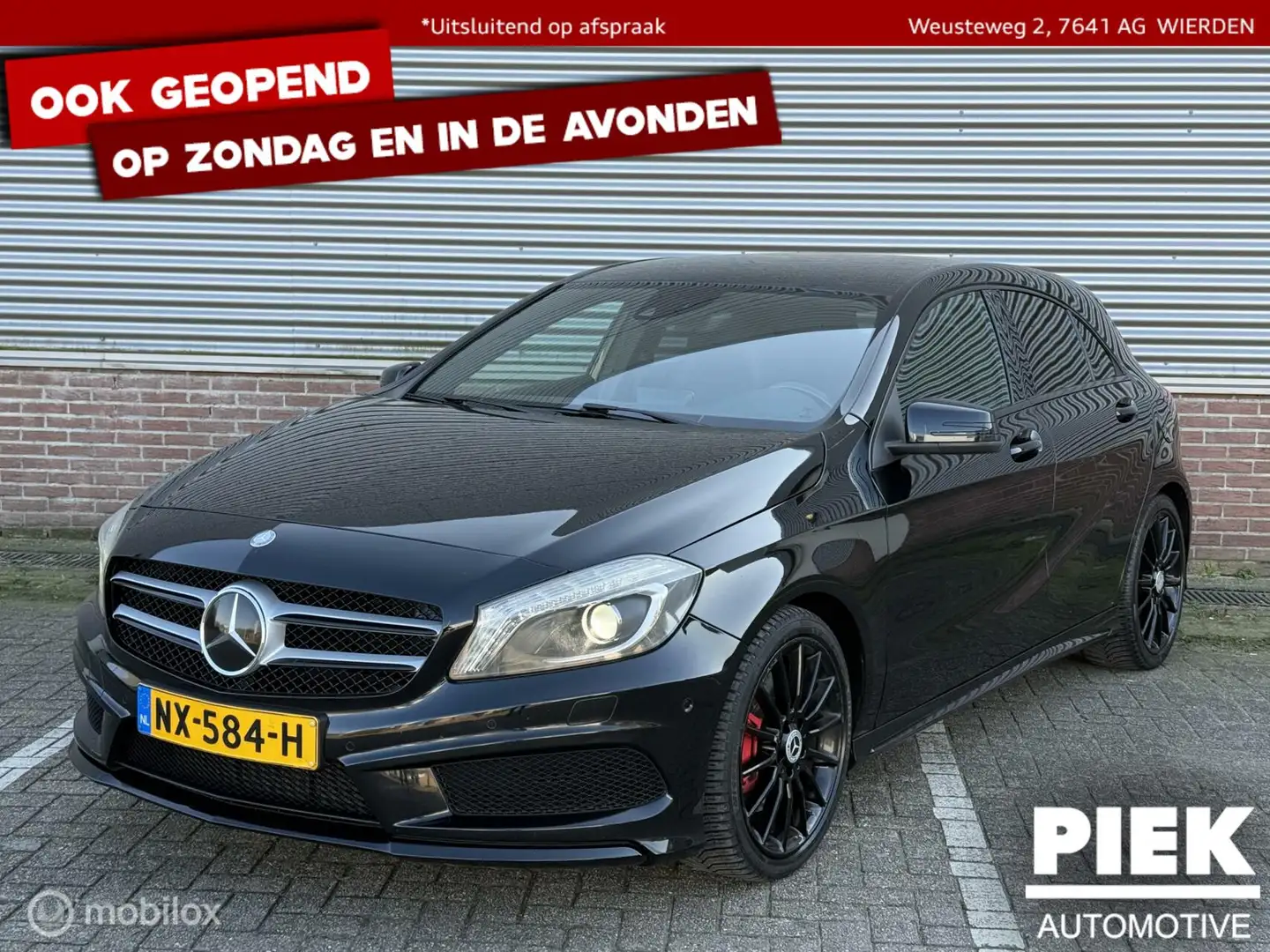Mercedes-Benz A 250 Sport Ambition AMG-PAKKET Negru - 1
