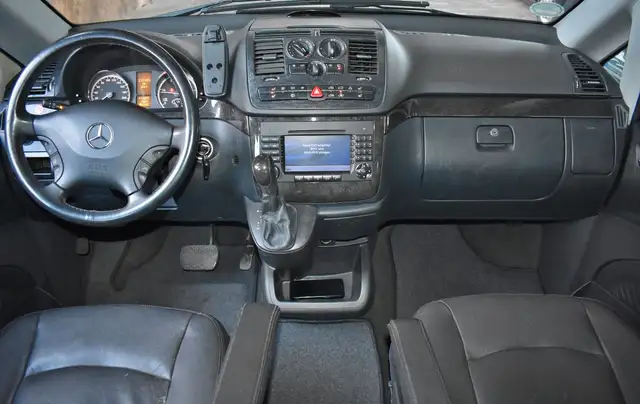 Mercedes-Benz Viano 2.2 CDI 1.HAND 7SITZE LEDER NAVI KLIMA PDC