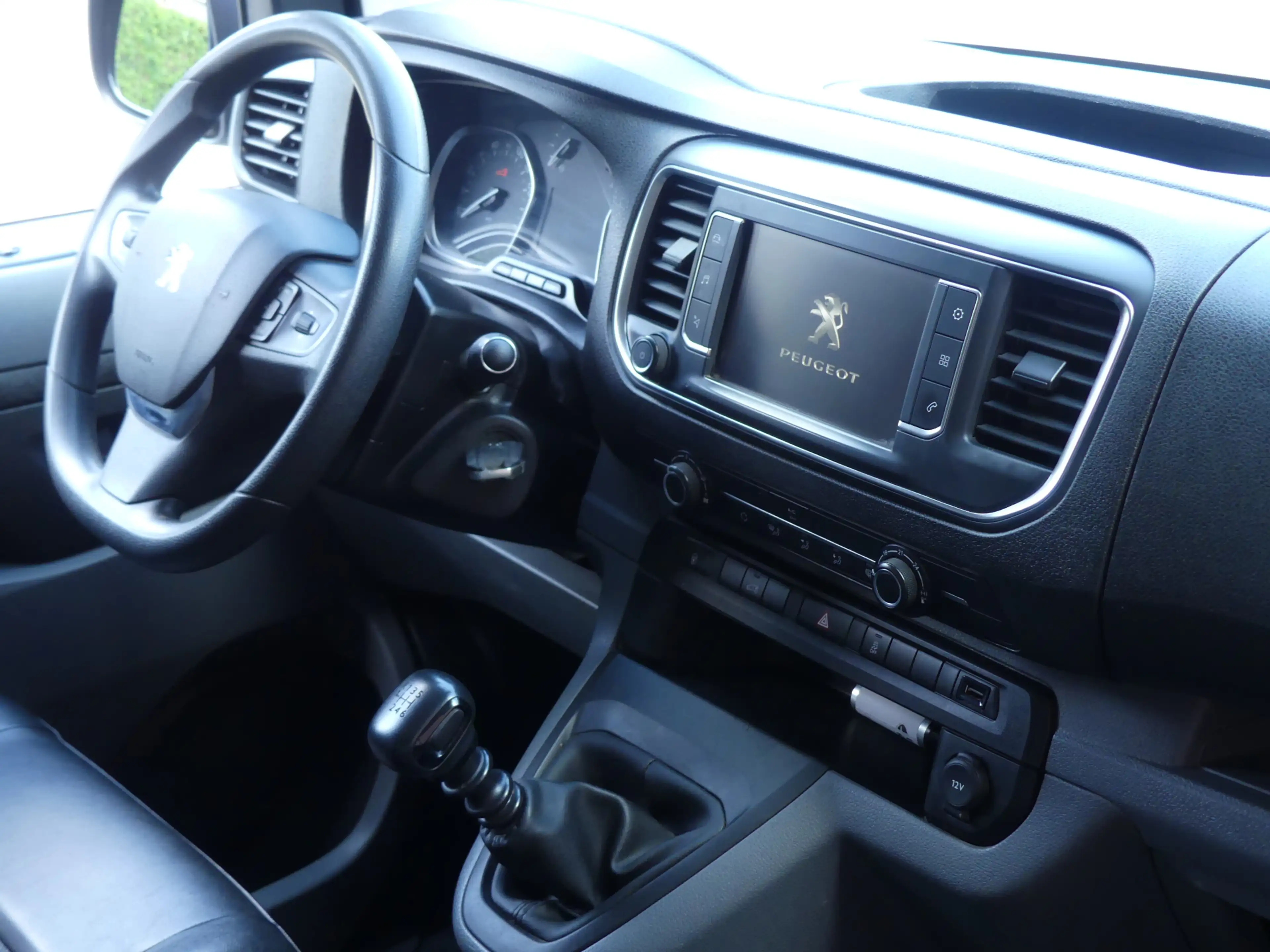 Peugeot Expert 231C 2.0 BlueHDI 120PK Premium Pack Camera/Trekhaa — photo 2