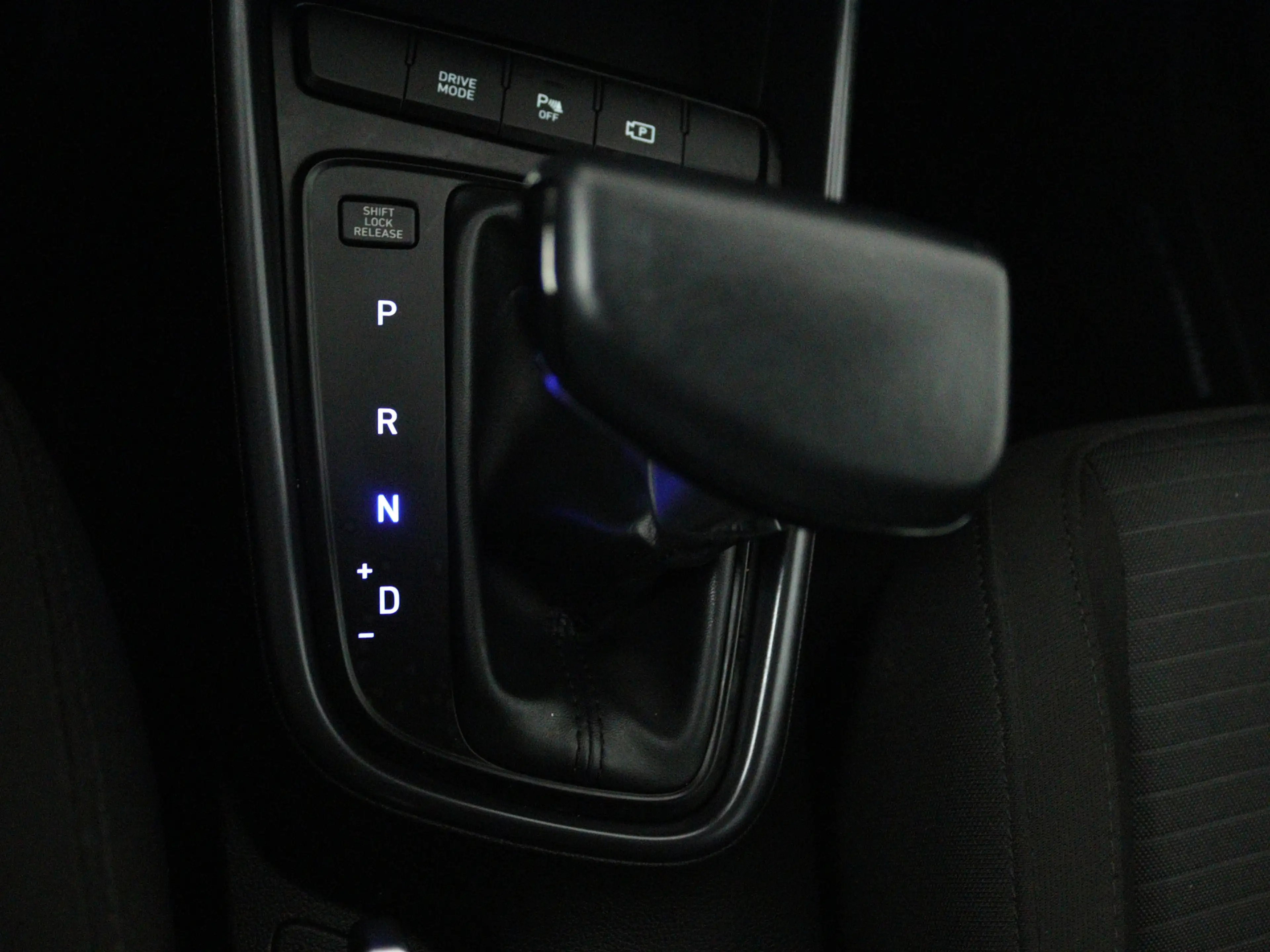 Hyundai i20 1.0 T-GDI Comfort Smart | Apple Carplay/Android Au — photo 12