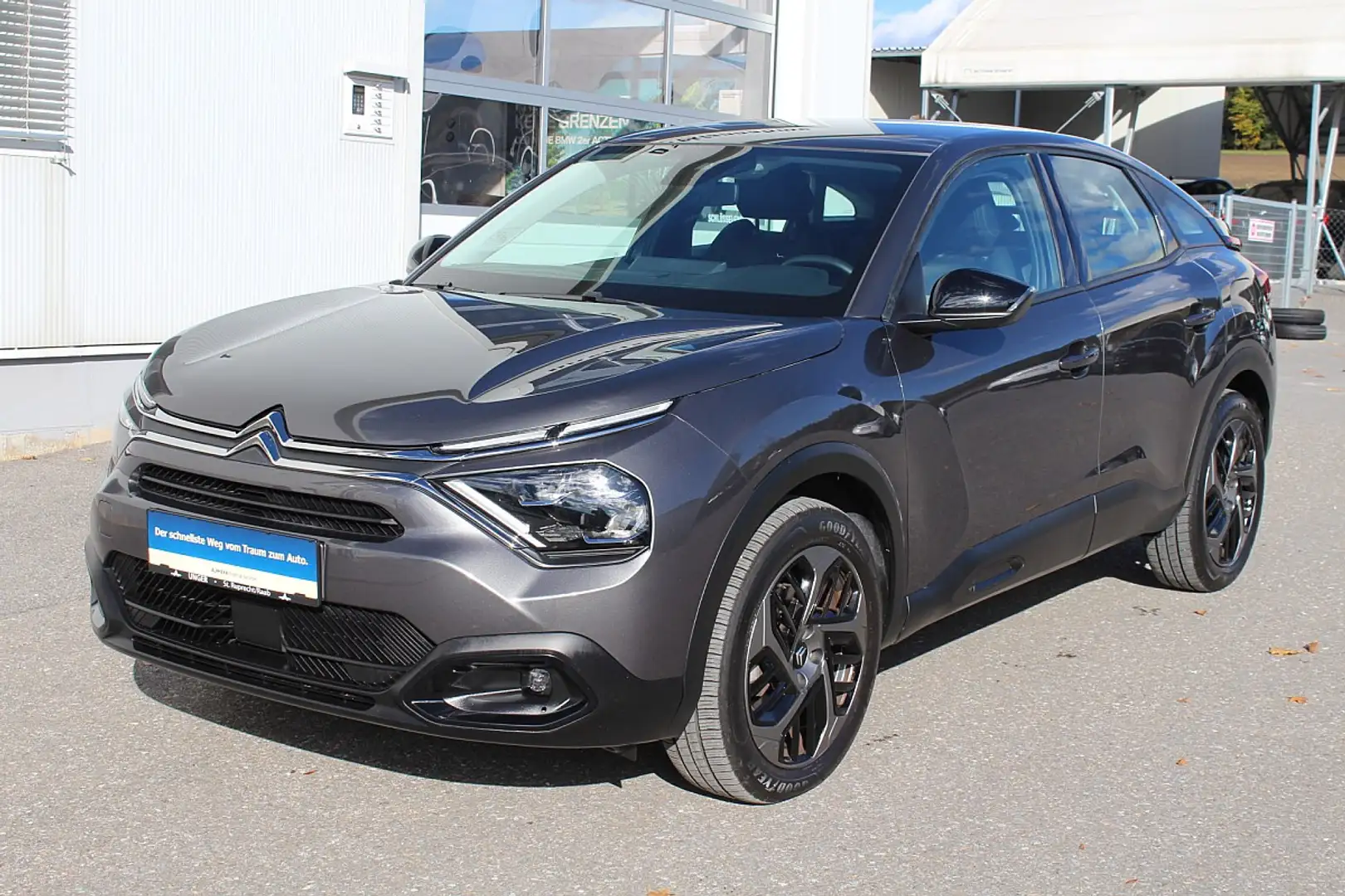 Citroen C4 PureTech 130 S&S EAT8 Aut. Plus Grau - 1