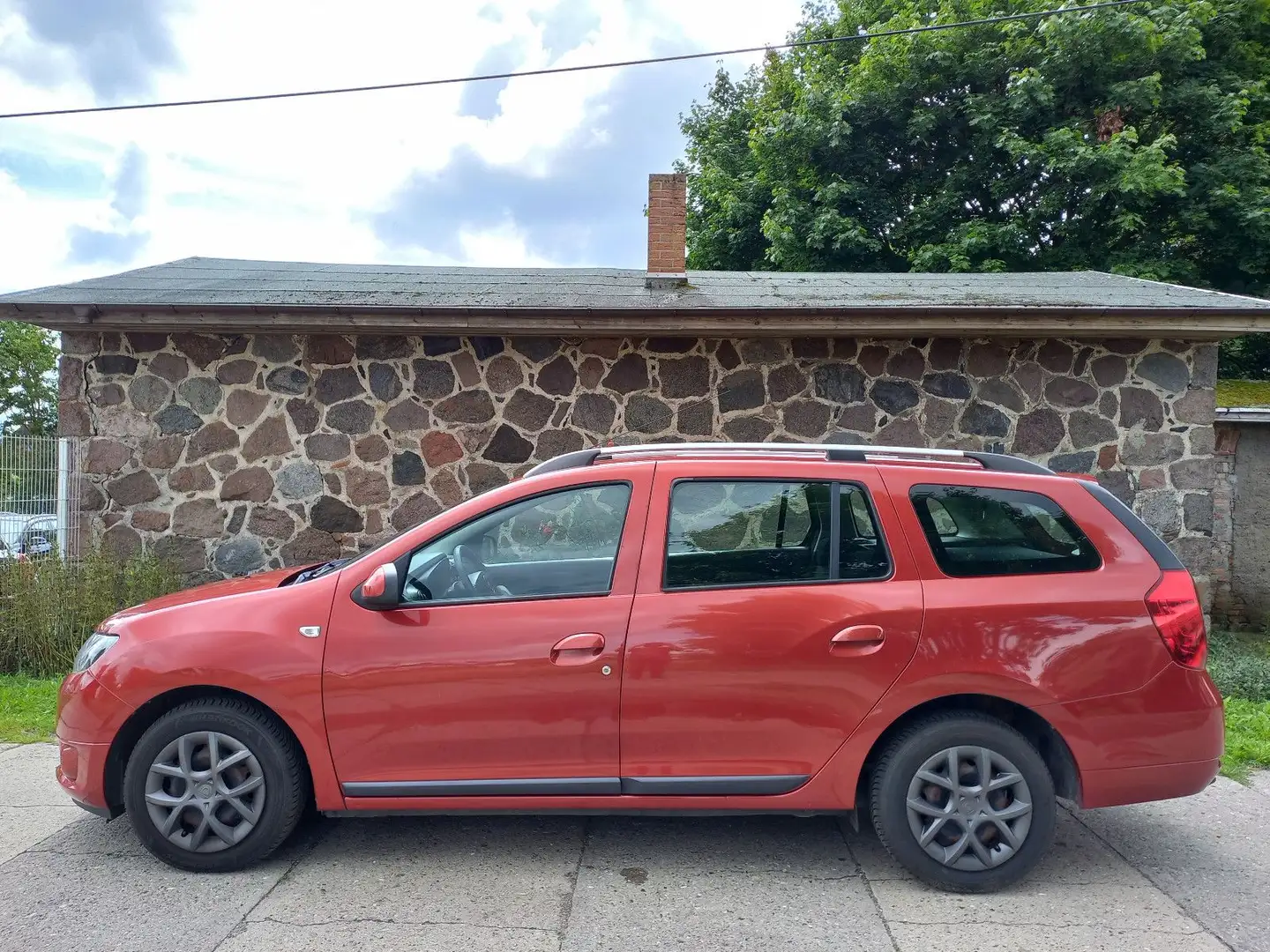 Dacia Logan MCV II Kombi Laureate- 1 Hand - Navi Roşu - 2