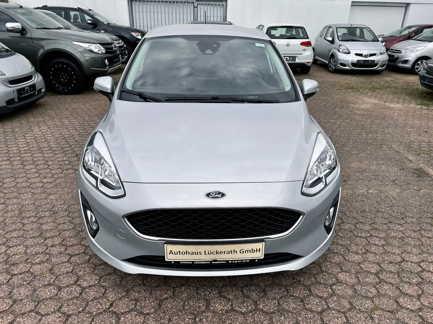 Ford Fiesta Fiesta 1.0 EcoBoost S&S Aut. COOL&CONNECT Silber - 2