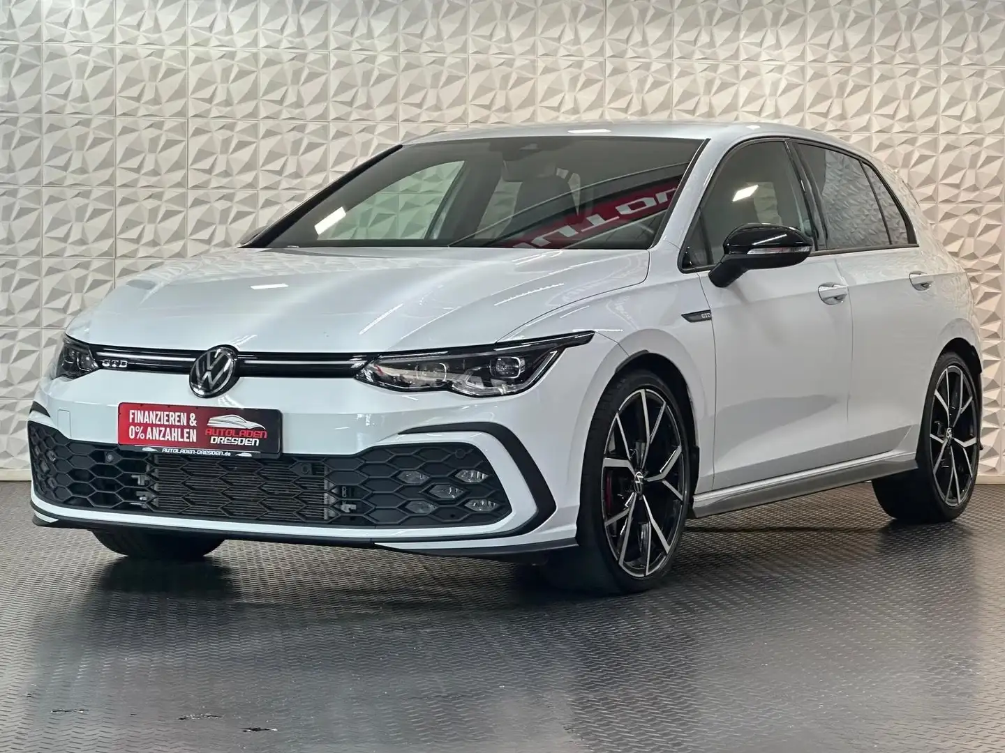 Volkswagen Golf GTD 2023 DSG 200CV Black Style Matrix/19''/Acc Blanc - 1