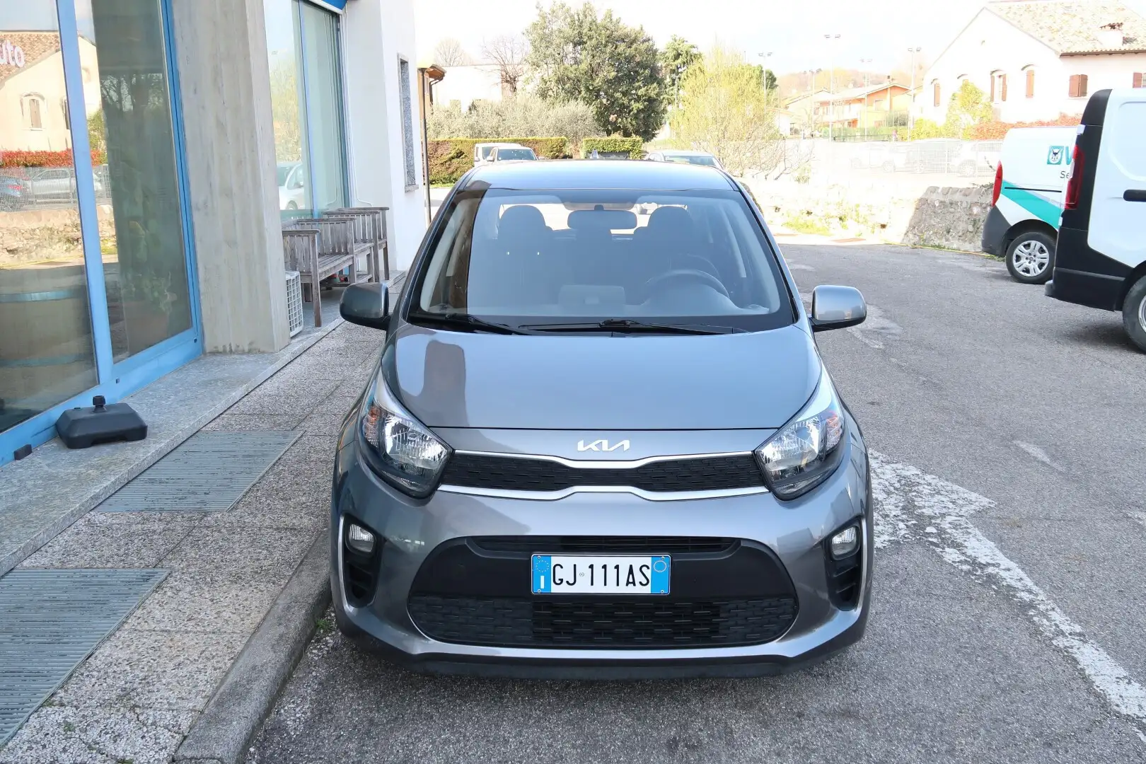 Kia Picanto 1.0 12V 5 porte Automatica Urban Grigio - 1