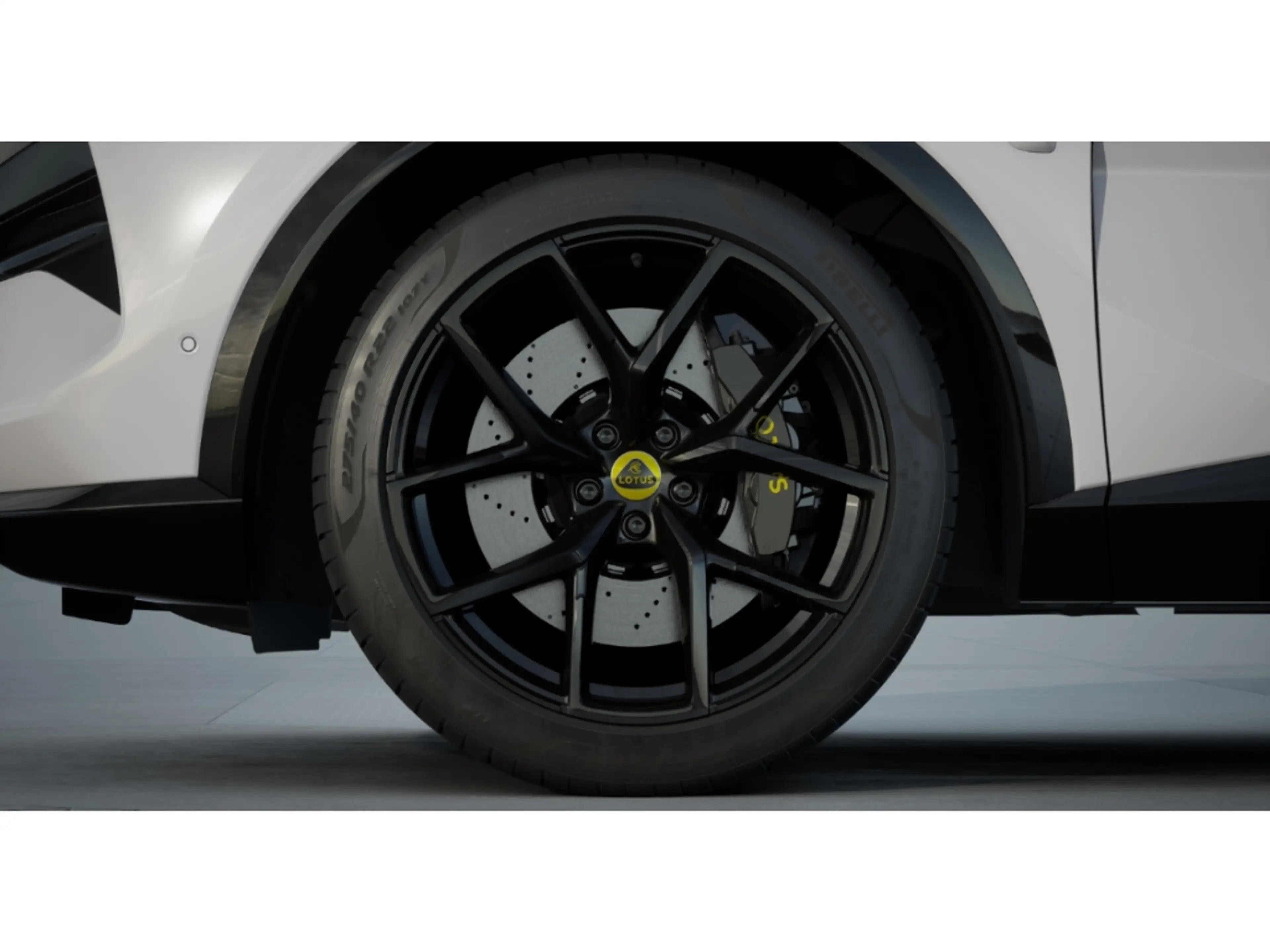 Lotus Eletre 600 GT SE Comfort seat pack, Rear privacy glass — photo 4