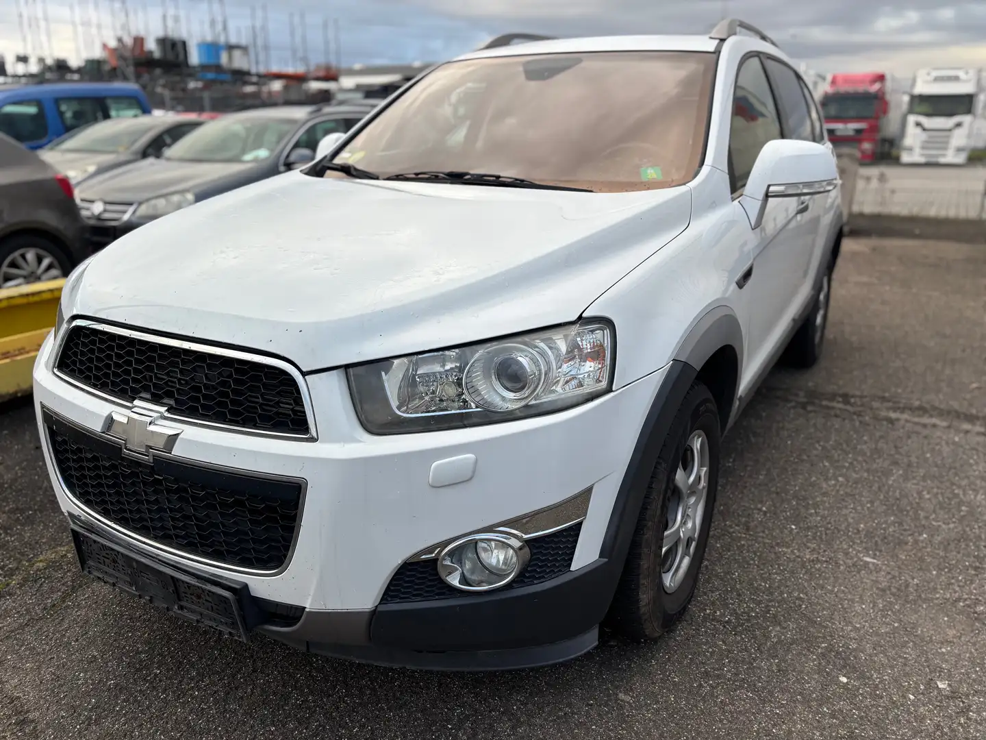 Chevrolet Captiva 2.2 D LTZ 4WD /Getriebeschaden Weiß - 1