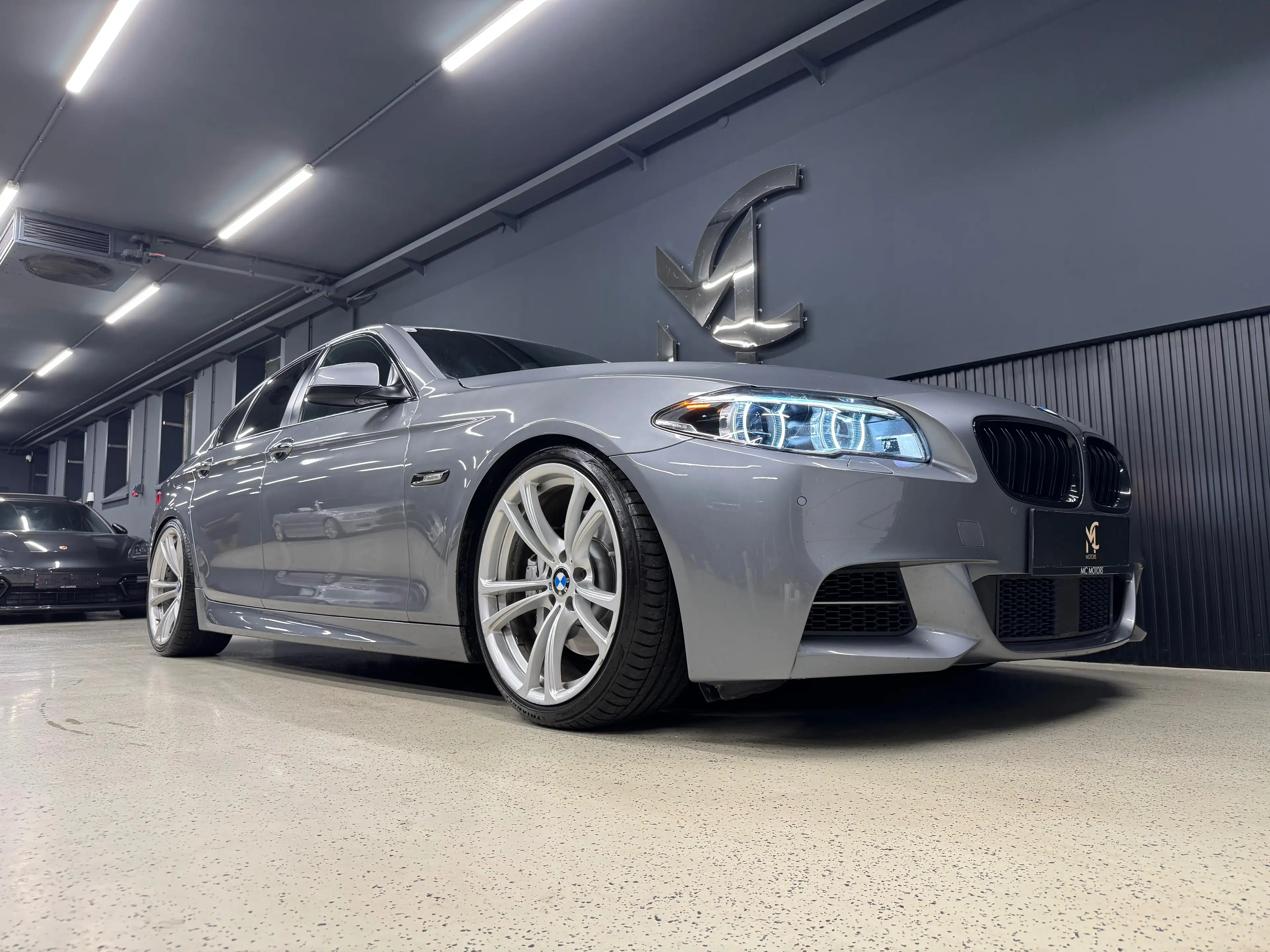 BMW 525 525d F10`550d LCI LOOK`CARPLAY`DIGI-TACHO`GEWINDE — photo 6