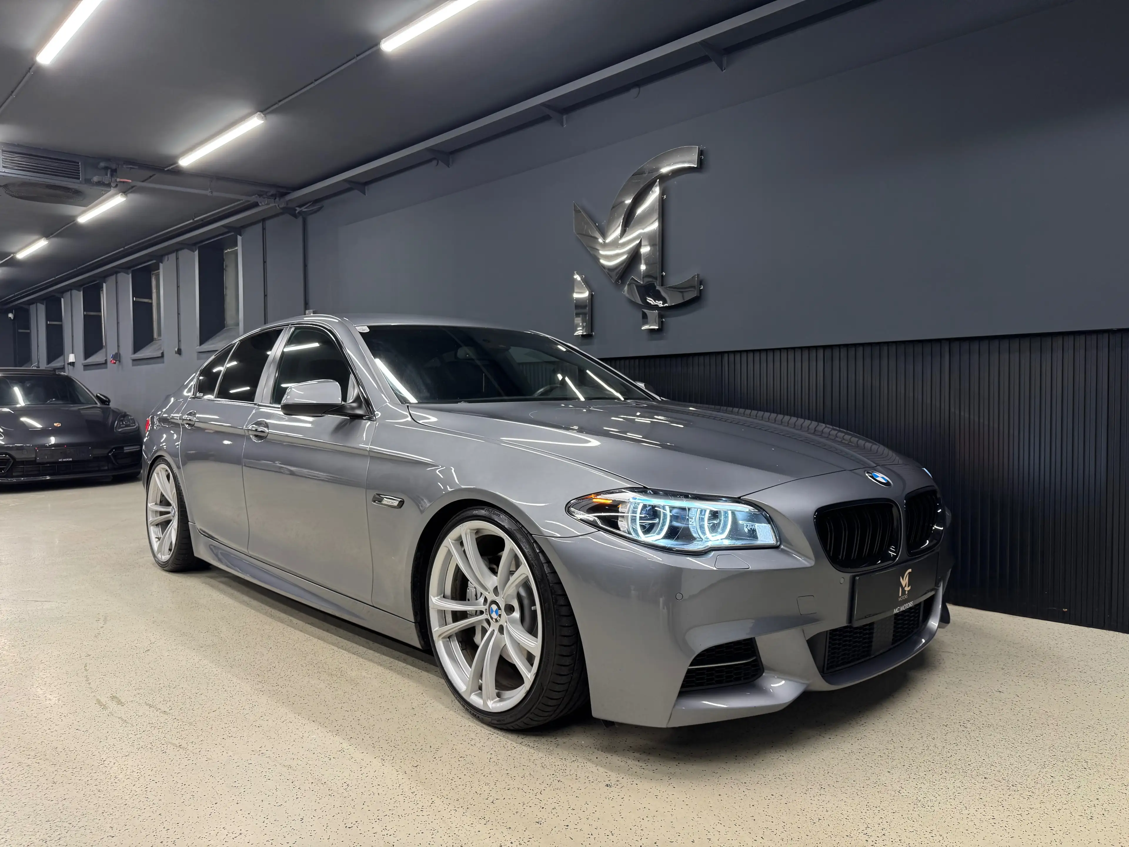 BMW 525 525d F10`550d LCI LOOK`CARPLAY`DIGI-TACHO`GEWINDE — photo 5