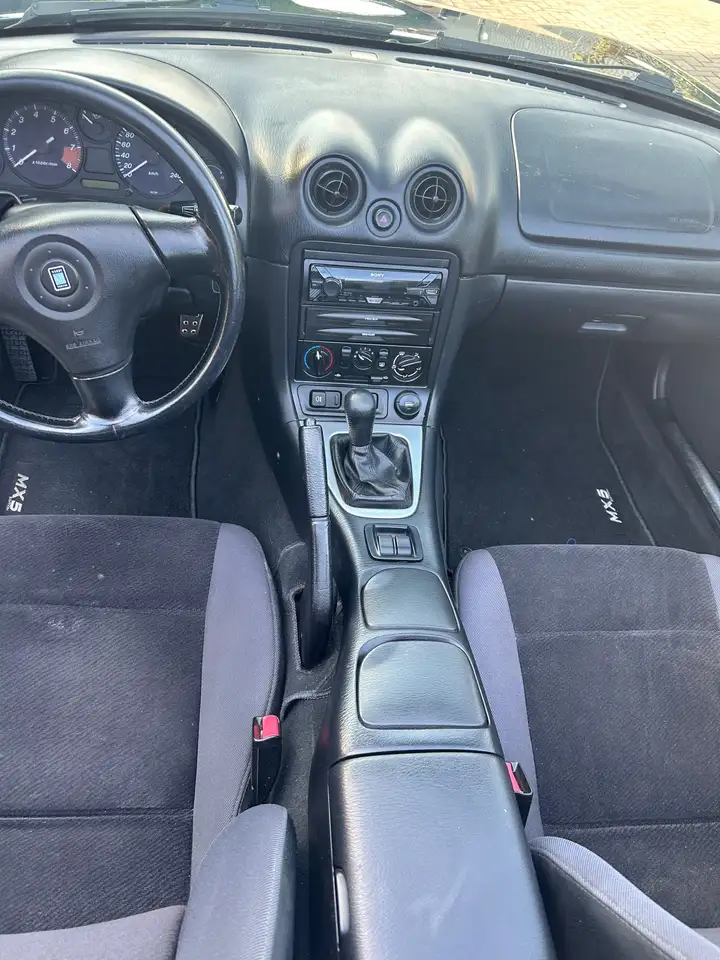 Mazda MX-5 1.6i 16V, foto 12