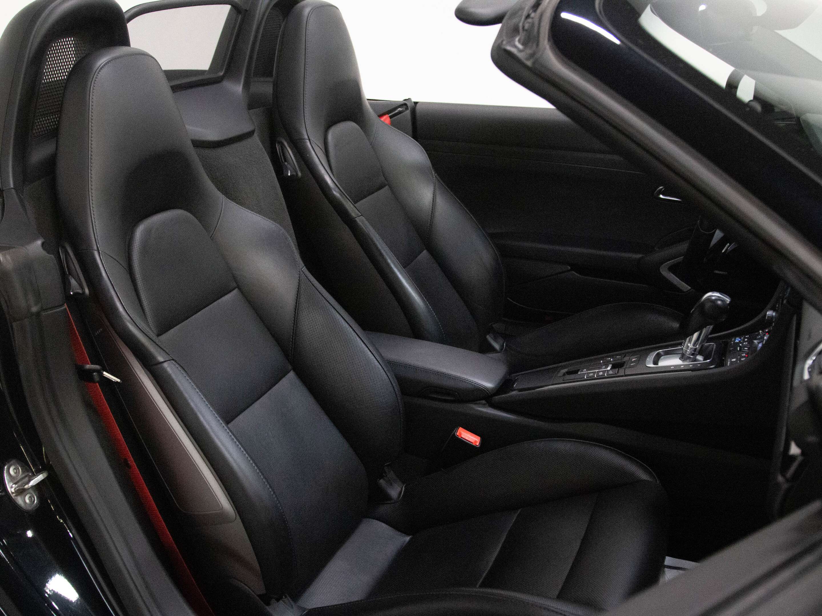 used 2018 Porsche 718 Boxster car, priced at $67,900