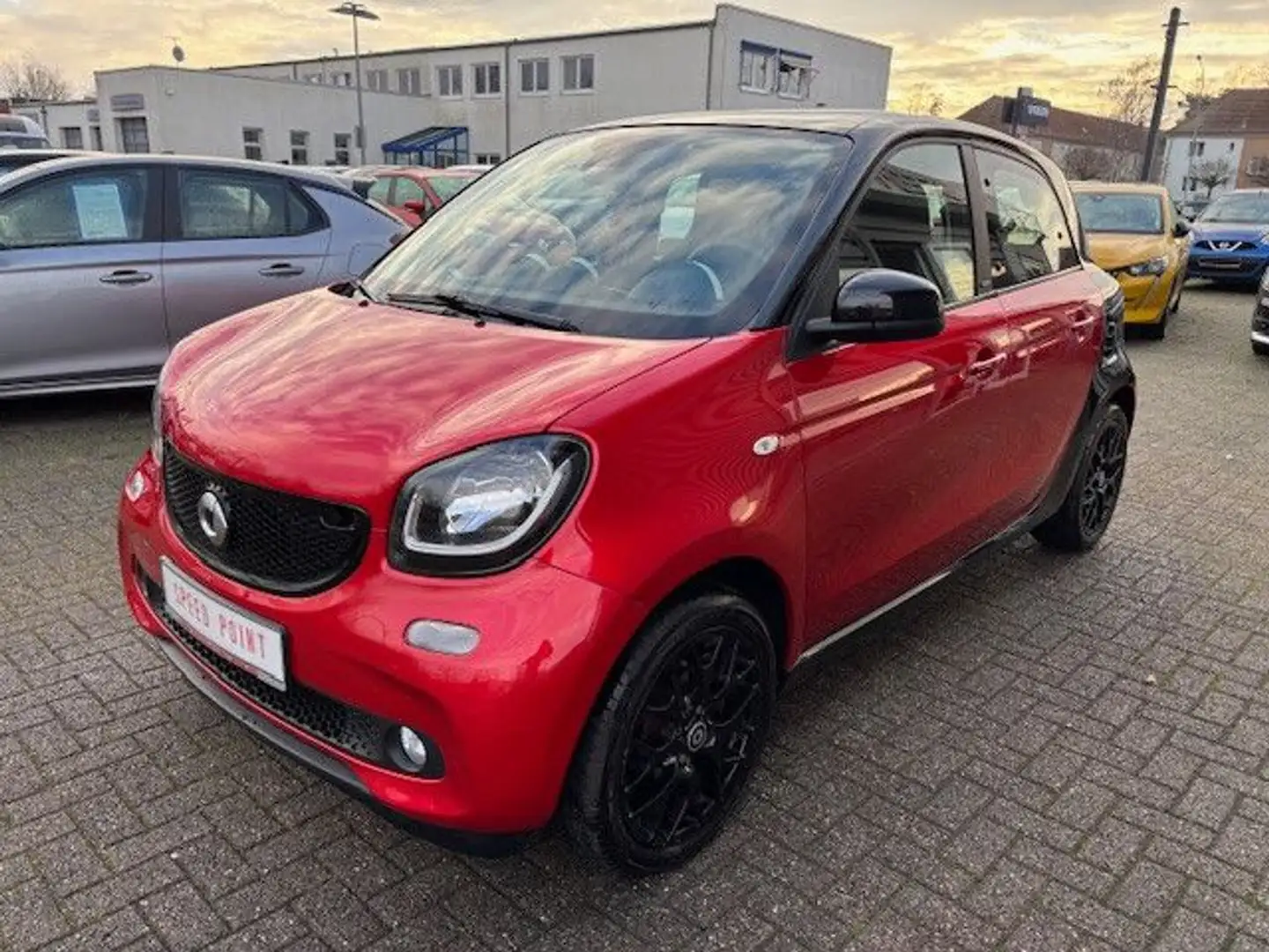 smart forFour /Prime/Klima/Leder/Sitzh./Panoramad. Rot - 1
