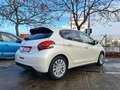Peugeot 208 Allure 1.2 Autom/Navi/Temp/Kamera Blanc - thumbnail 30