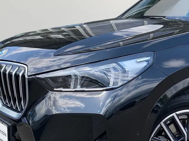BMW X1 view 5