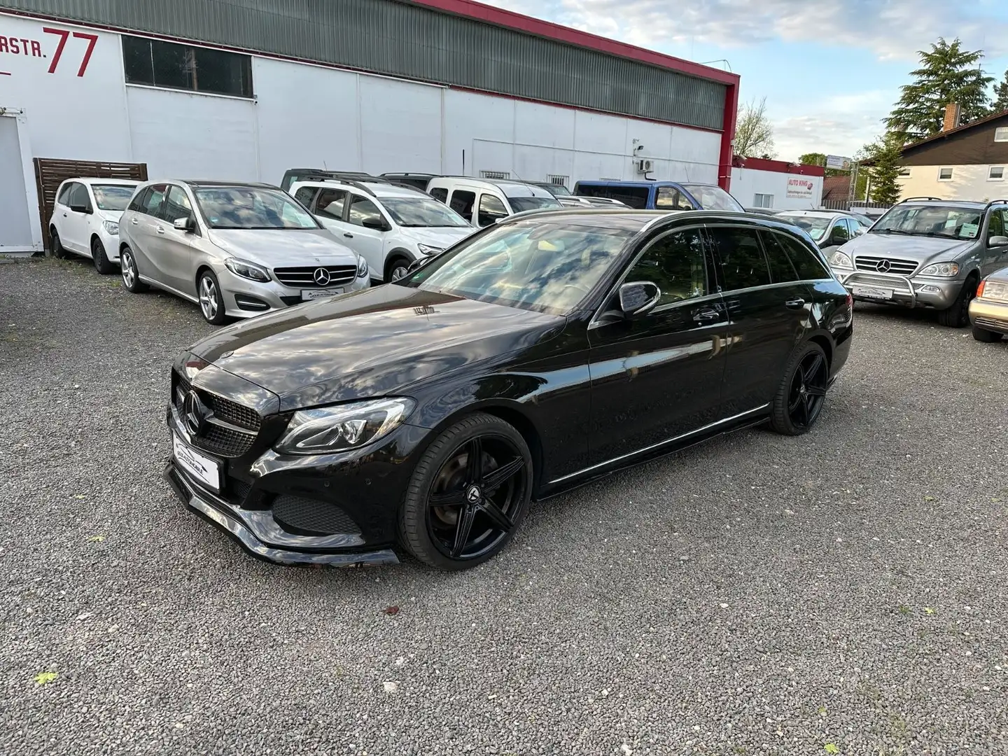 Mercedes-Benz C 220 CDI C -Klasse T Panorama-Dach KeylessGO 19" Fekete - 2