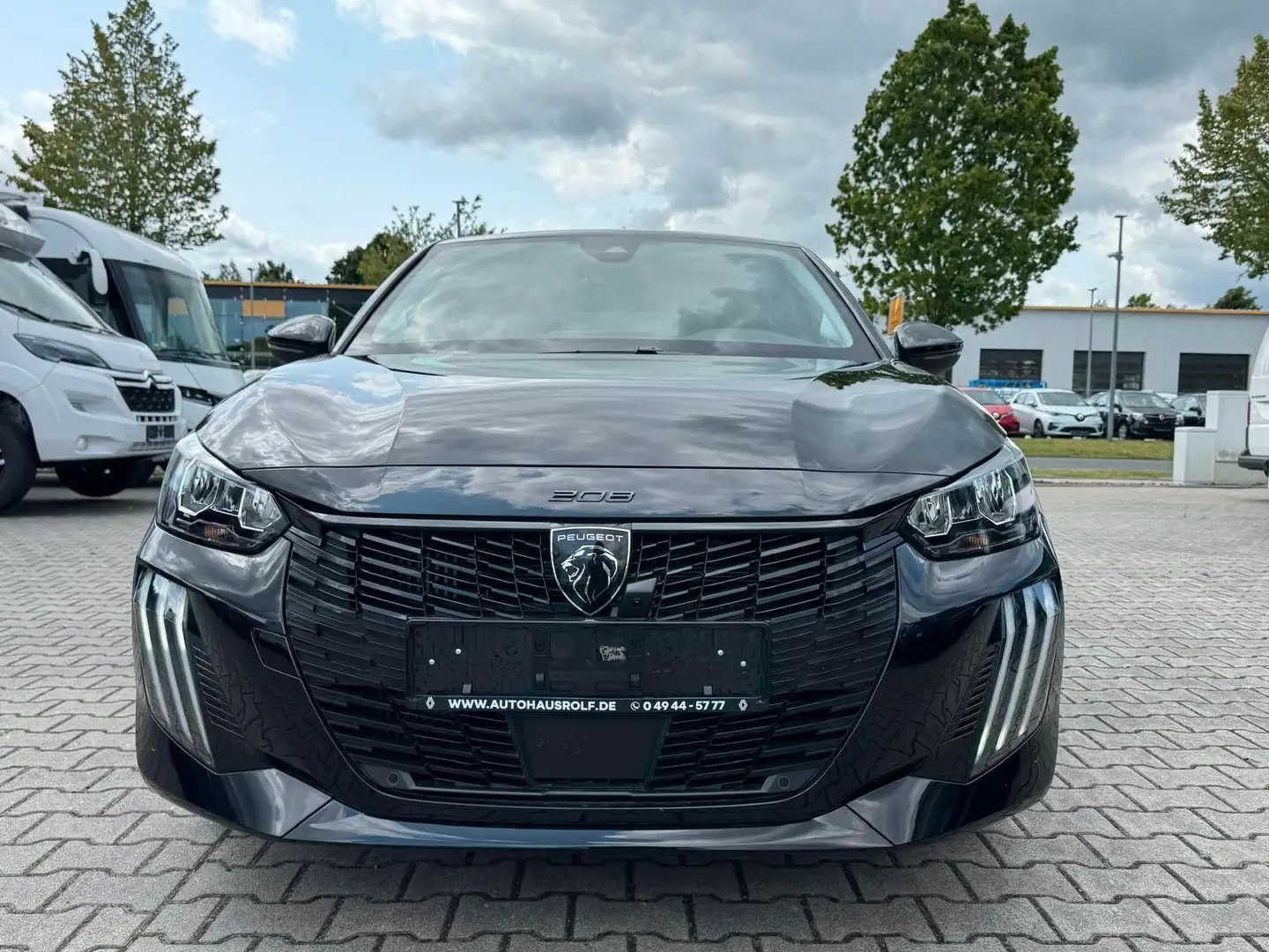 Peugeot 208 1.2 Precision Pack Puretech 100 | SHZ Чорний - 2