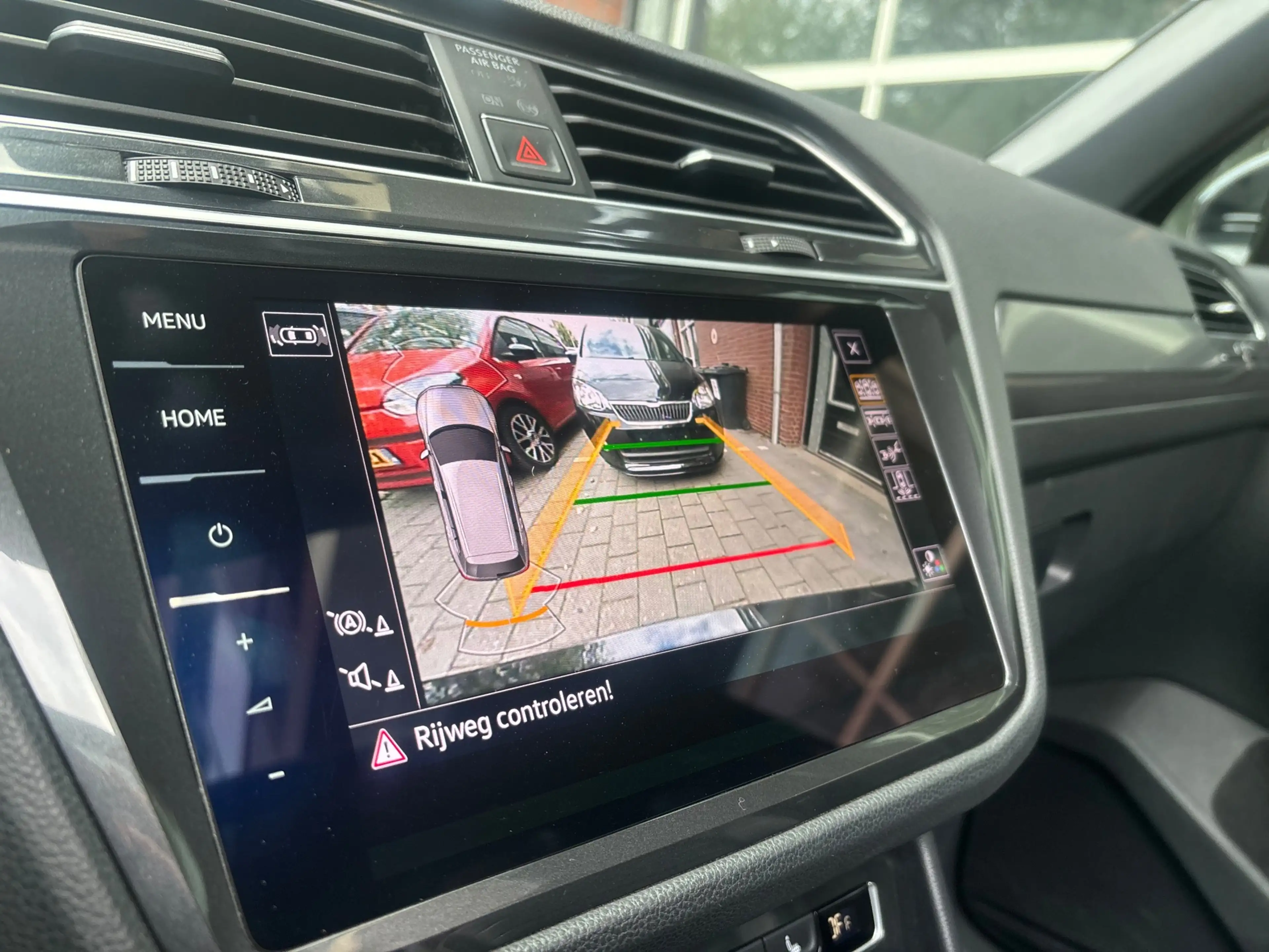 Volkswagen Tiguan 2.0 TDI 4Motion 3x R-LINE | PANO | VIRTUAL | LED | — photo 13