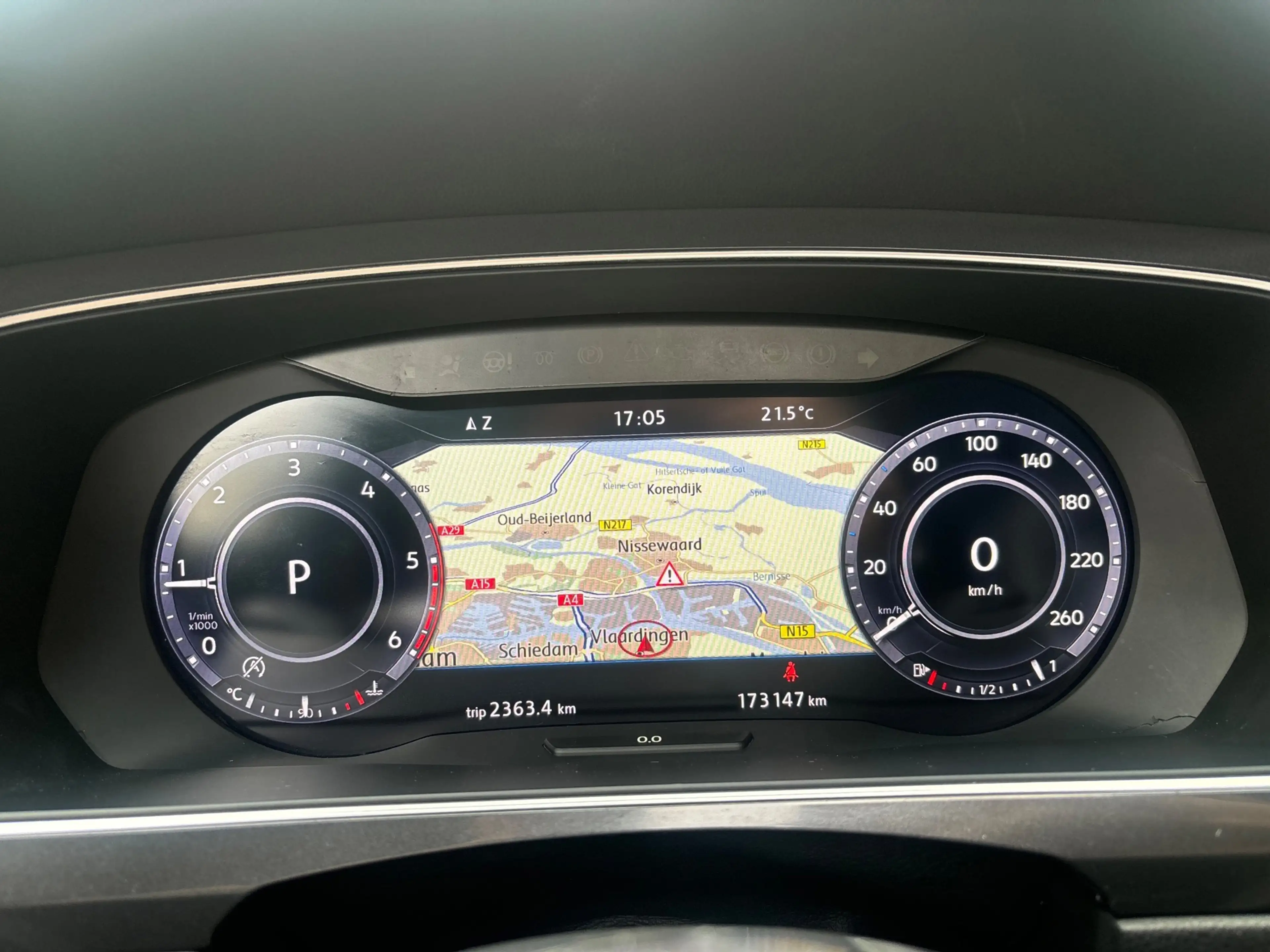 Volkswagen Tiguan 2.0 TDI 4Motion 3x R-LINE | PANO | VIRTUAL | LED | — photo 7