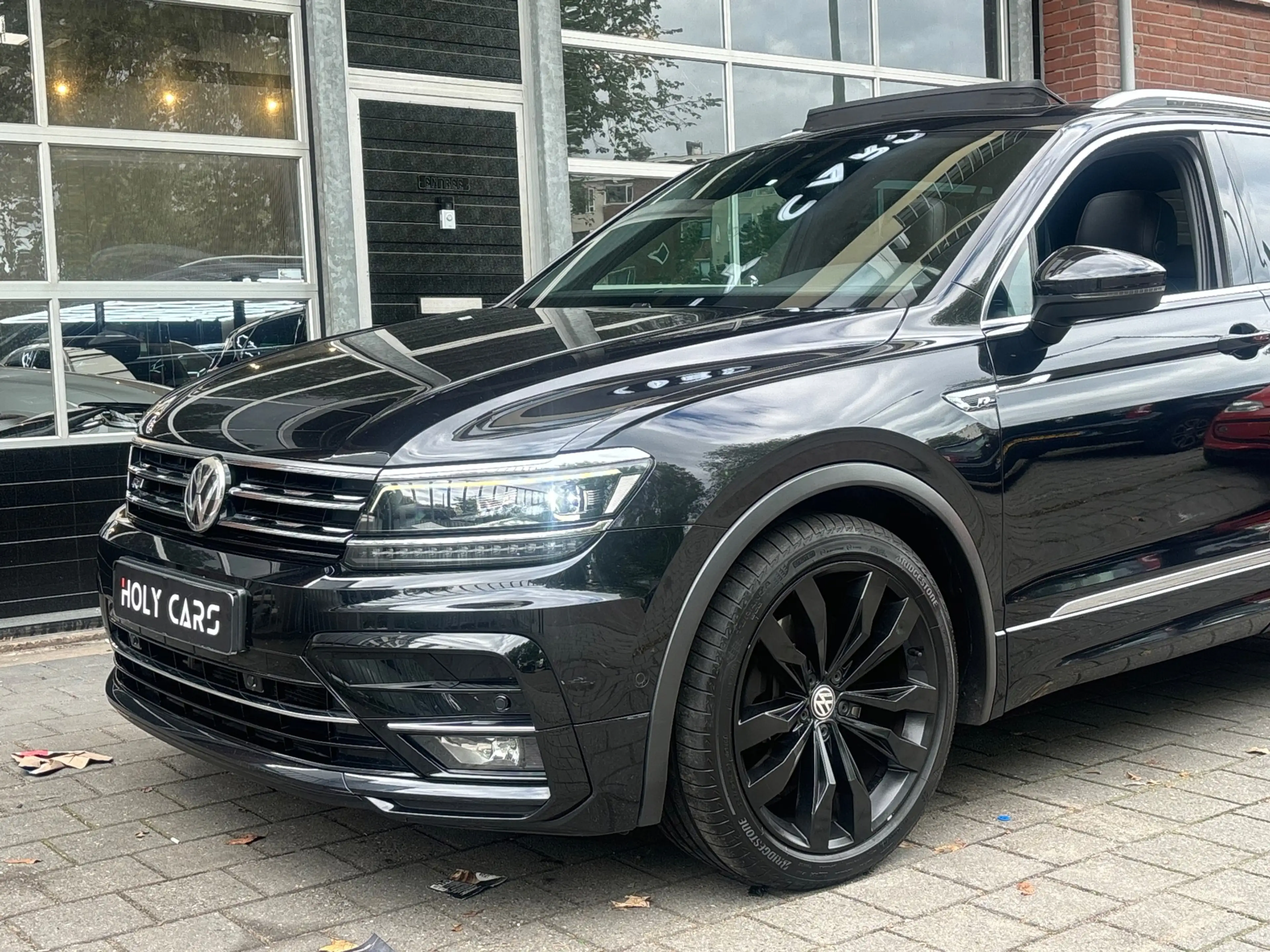 Volkswagen Tiguan 2.0 TDI 4Motion 3x R-LINE | PANO | VIRTUAL | LED | — photo 8