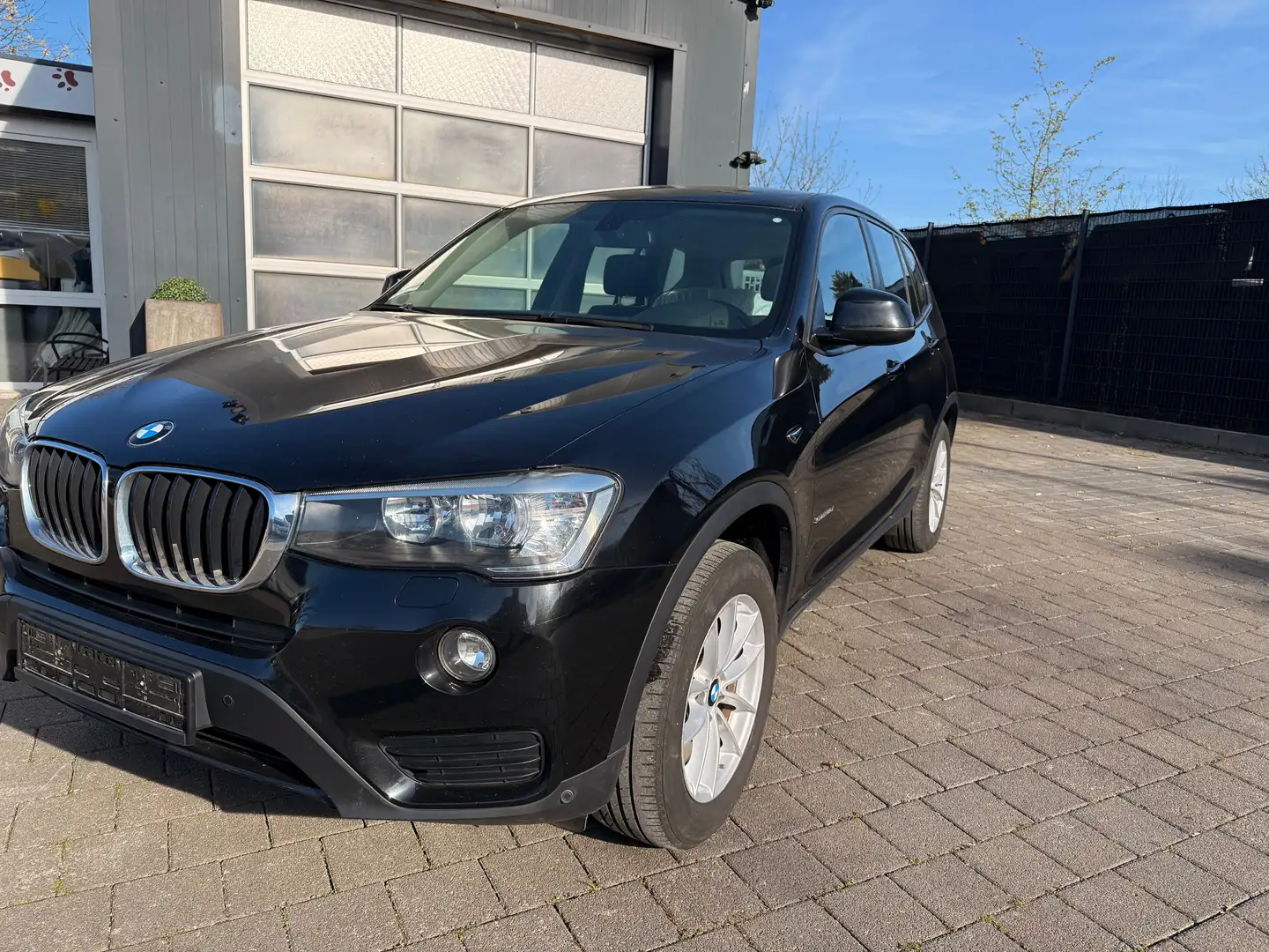 BMW X3 sDrive 18 d Noir - 1