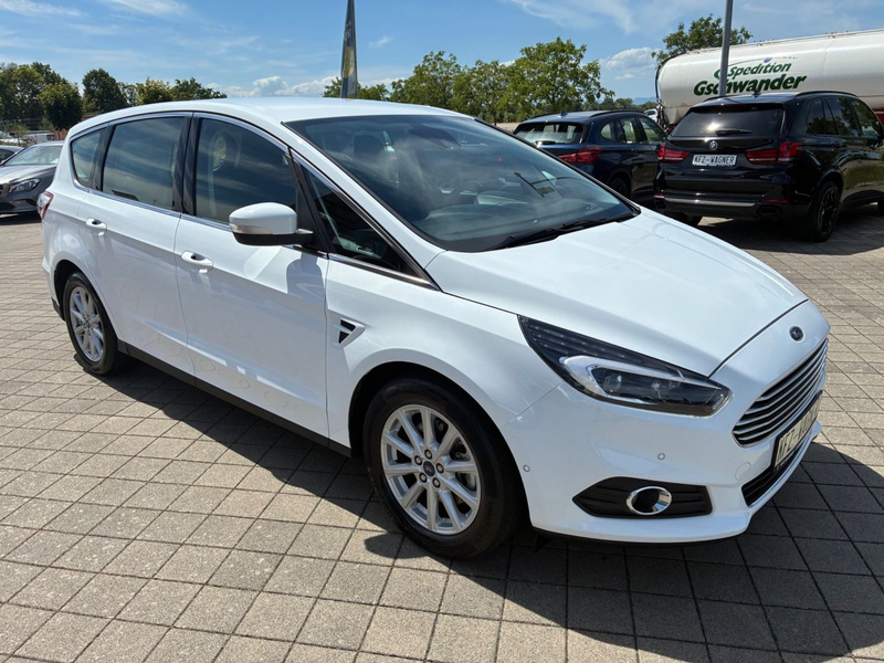 Ford S-Max 2.0 TDCi Titanium 7 Sitzer — photo 2