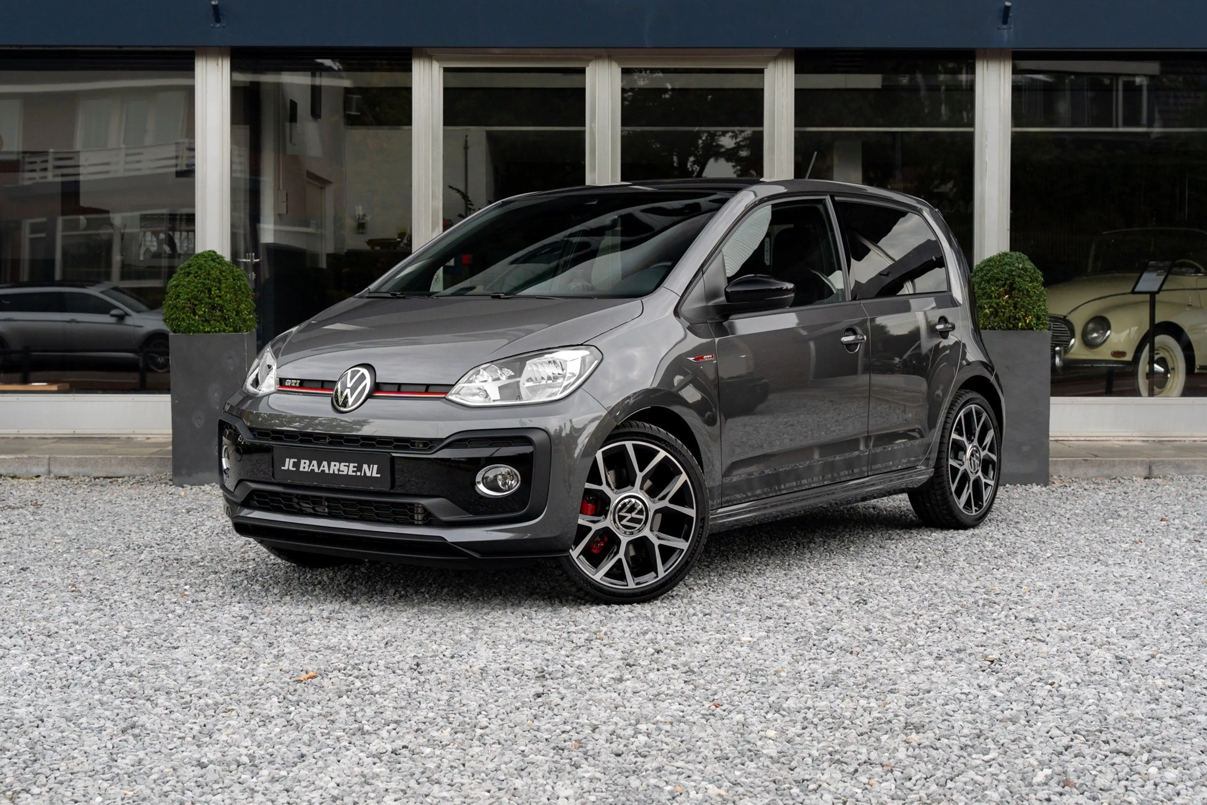 Volkswagen up! 1.0 TSI GTI