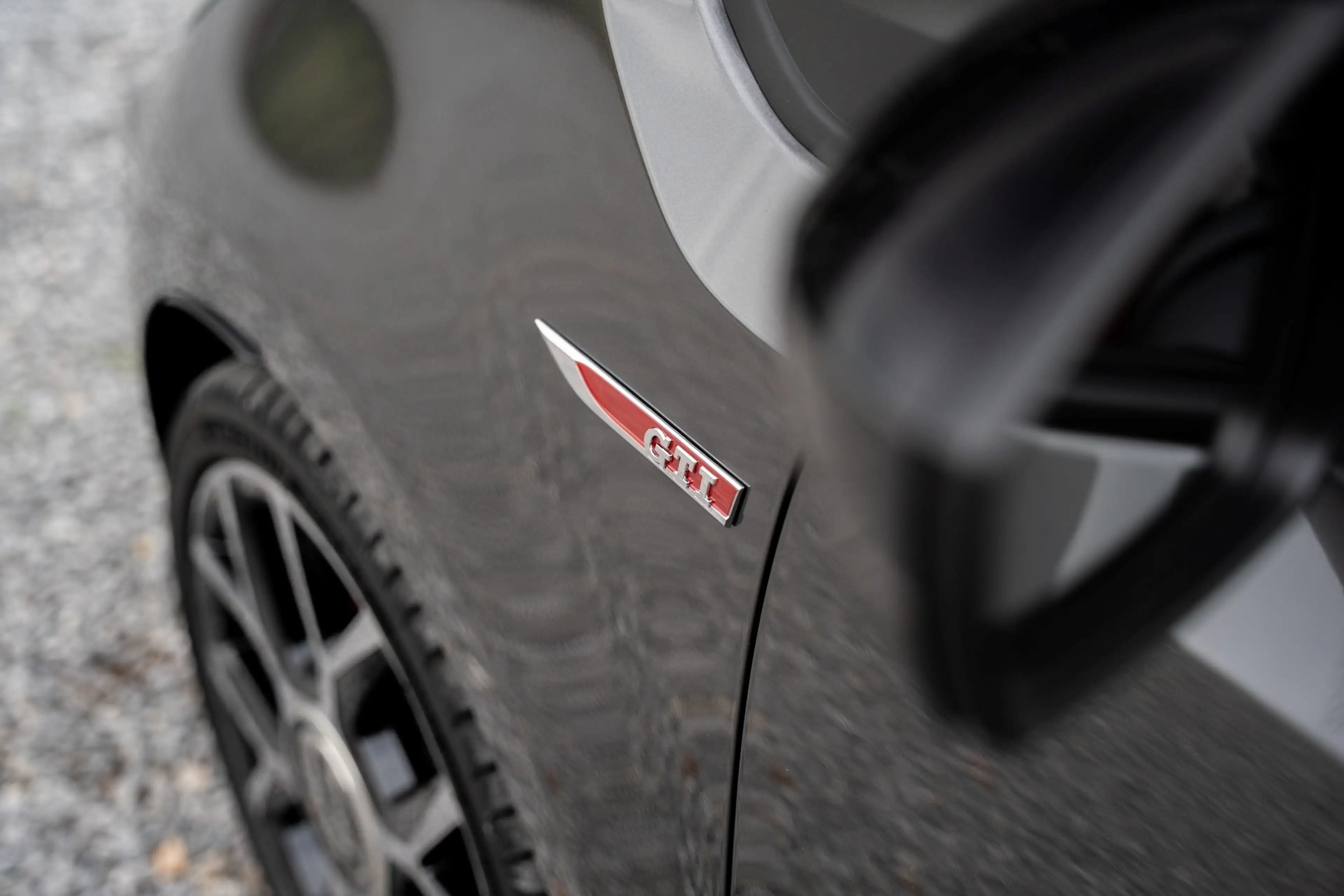 Volkswagen up! 1.0 TSI GTI — photo 11