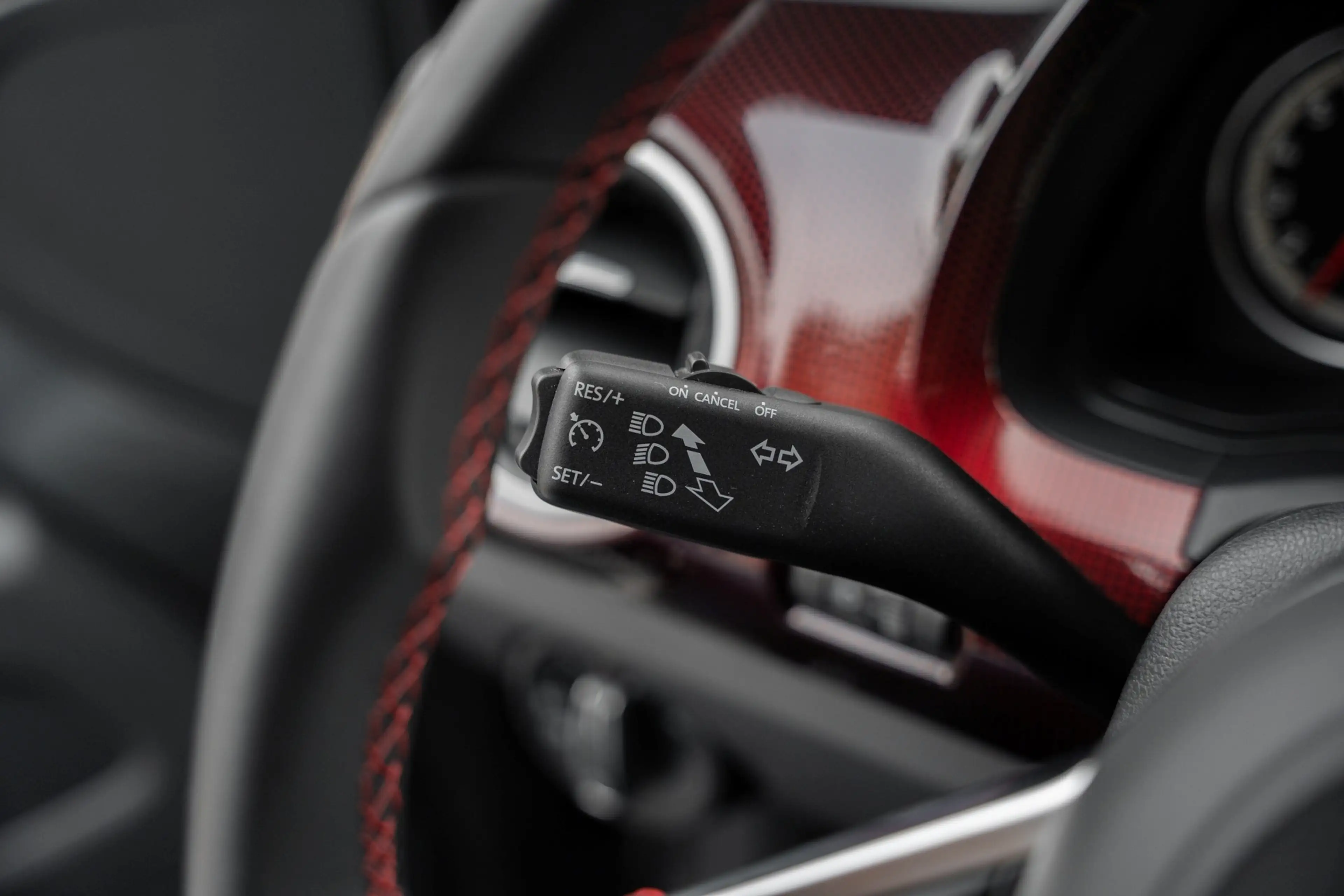 Volkswagen up! 1.0 TSI GTI — photo 14