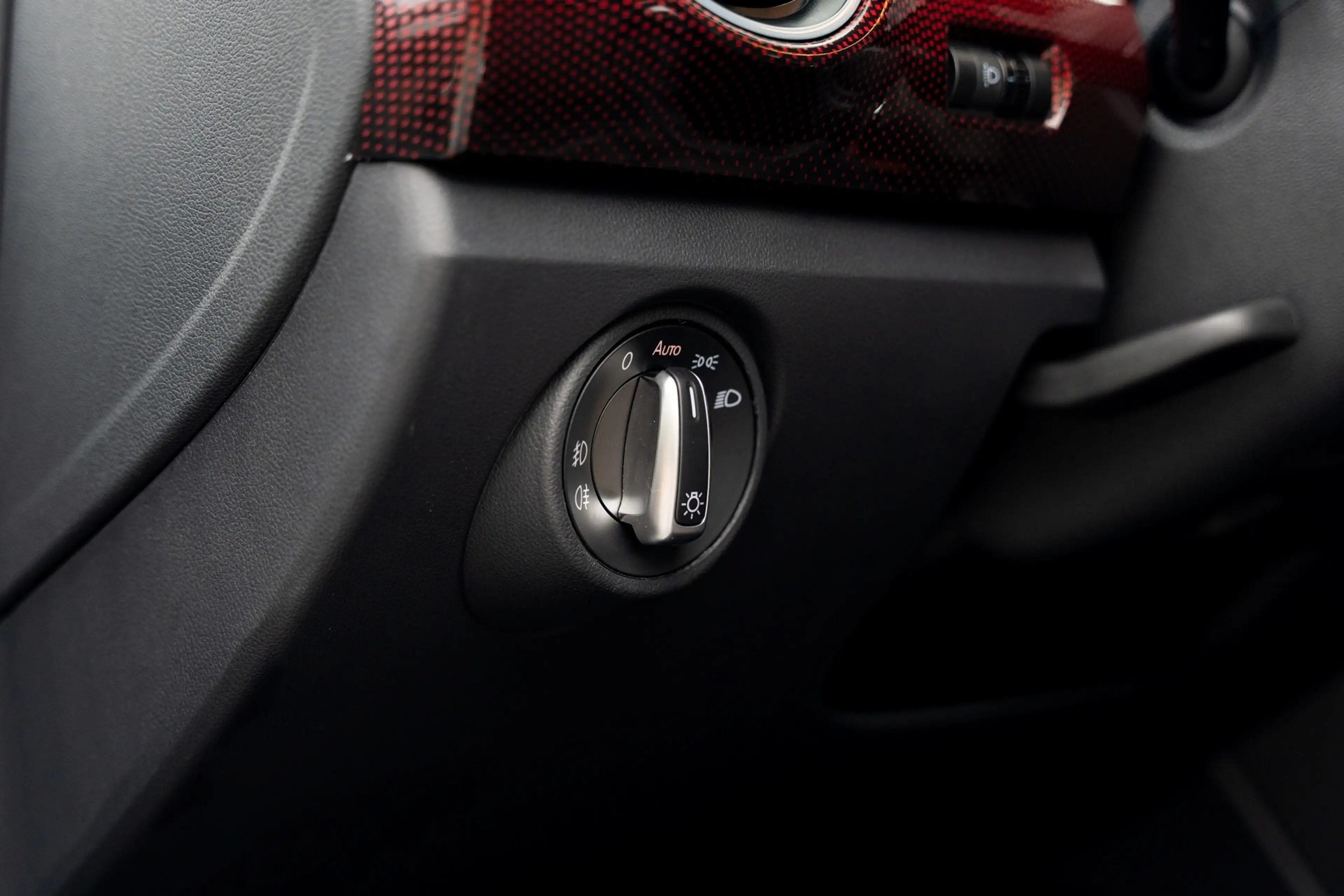 Volkswagen up! 1.0 TSI GTI — photo 26