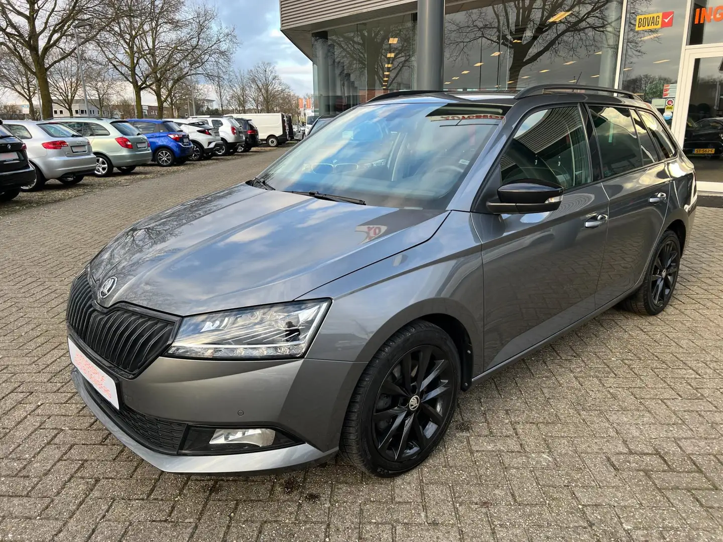 Skoda Fabia 1.0 TSI Business Edition, Automaat, Navi, Apple ca Grigio - 2