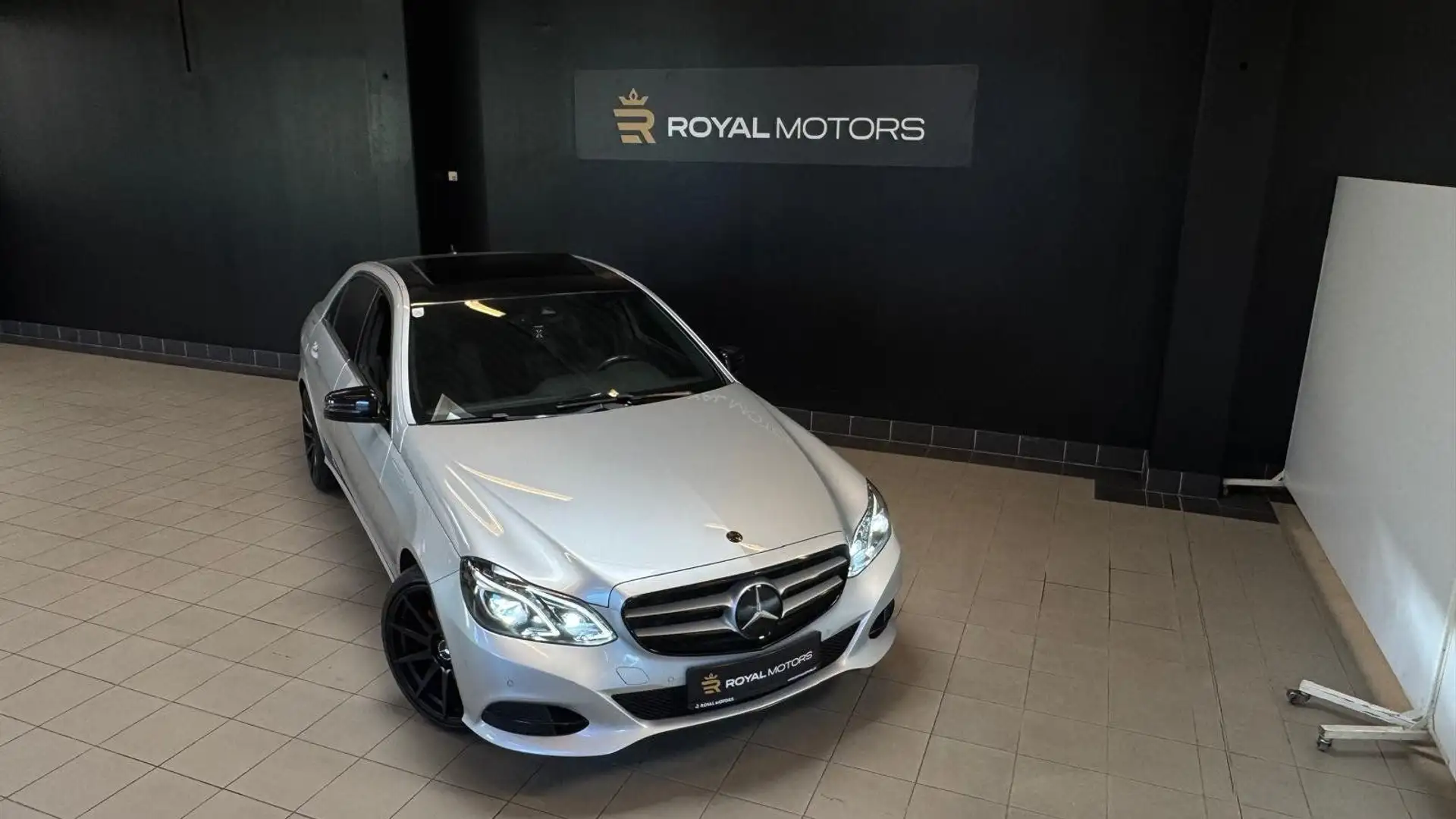 Mercedes-Benz E 220 BlueTEC Avantgarde Silber - 2