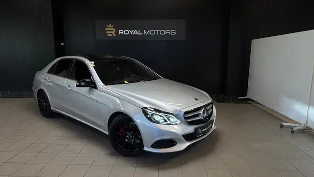 Mercedes-Benz E 220