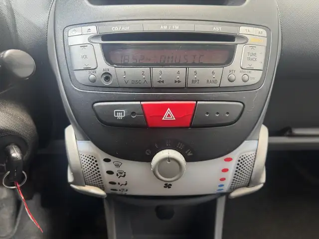Citroen C1 view 14